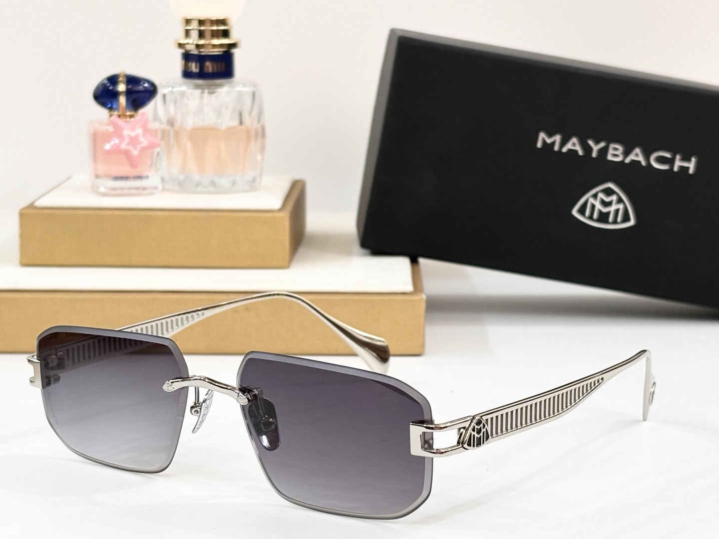  Cartier
MOD：Z150
Size：58口16-145
