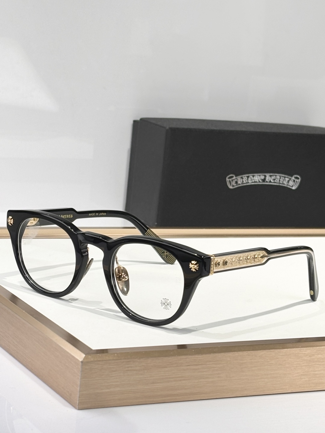  Chrome Heart*
MODELDINGALONGLINGLONG
SIZE：49口24-147