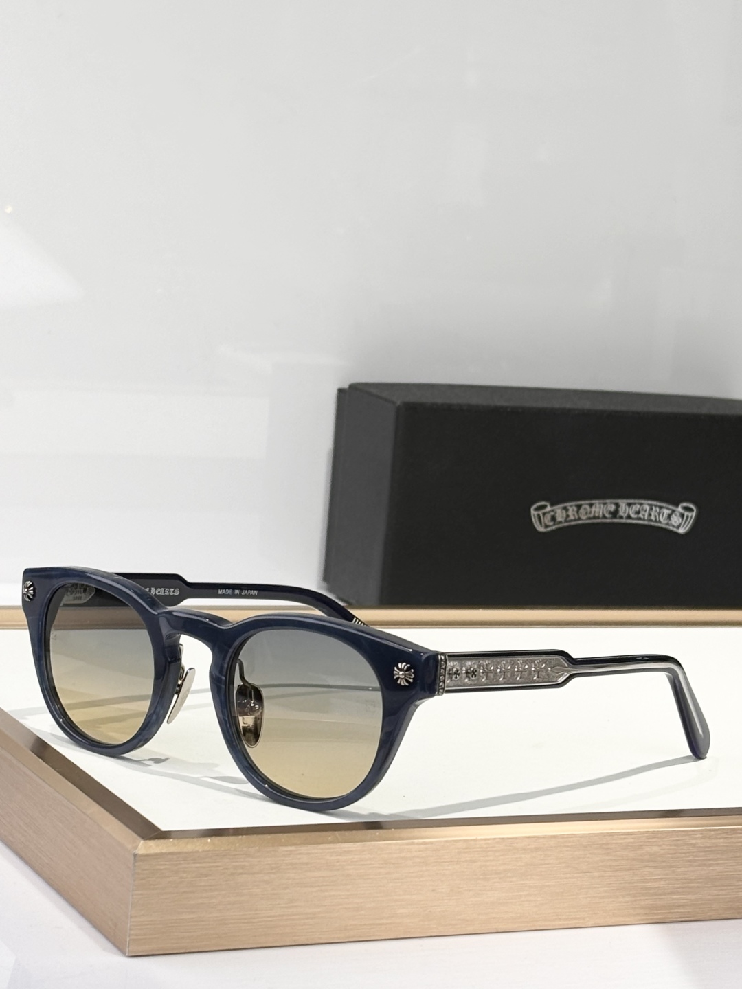  Chrome Heart*
MODEL：DINGALONGLINGLONG
SIZE：49口24-14