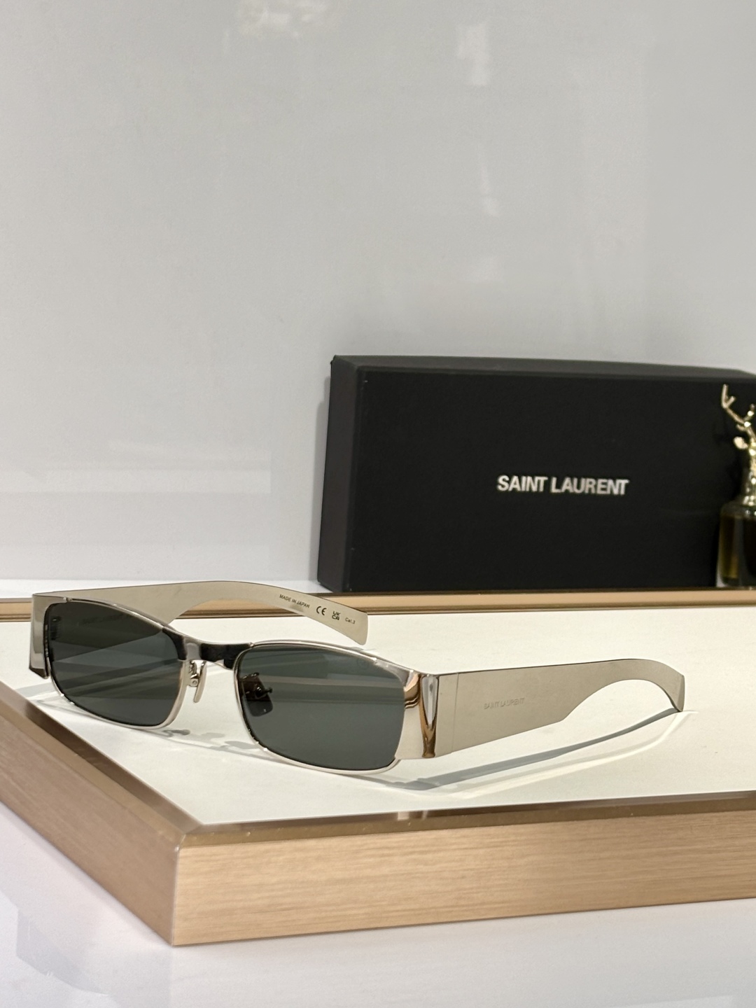  SAINT LAUREN*
MODSL738
Size54口18-140
