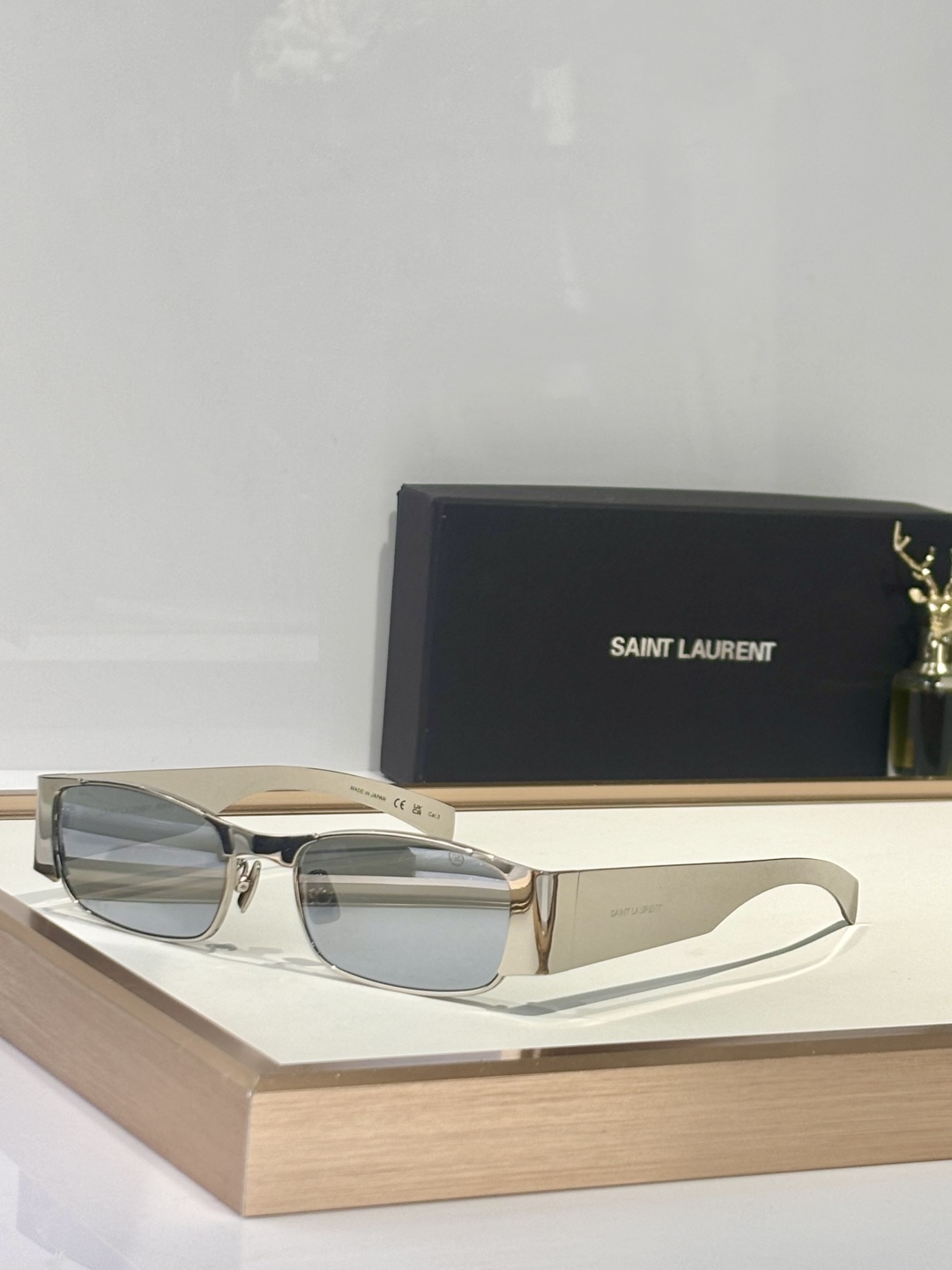  SAINT LAUREN*
MODSL738
Size54口18-140
