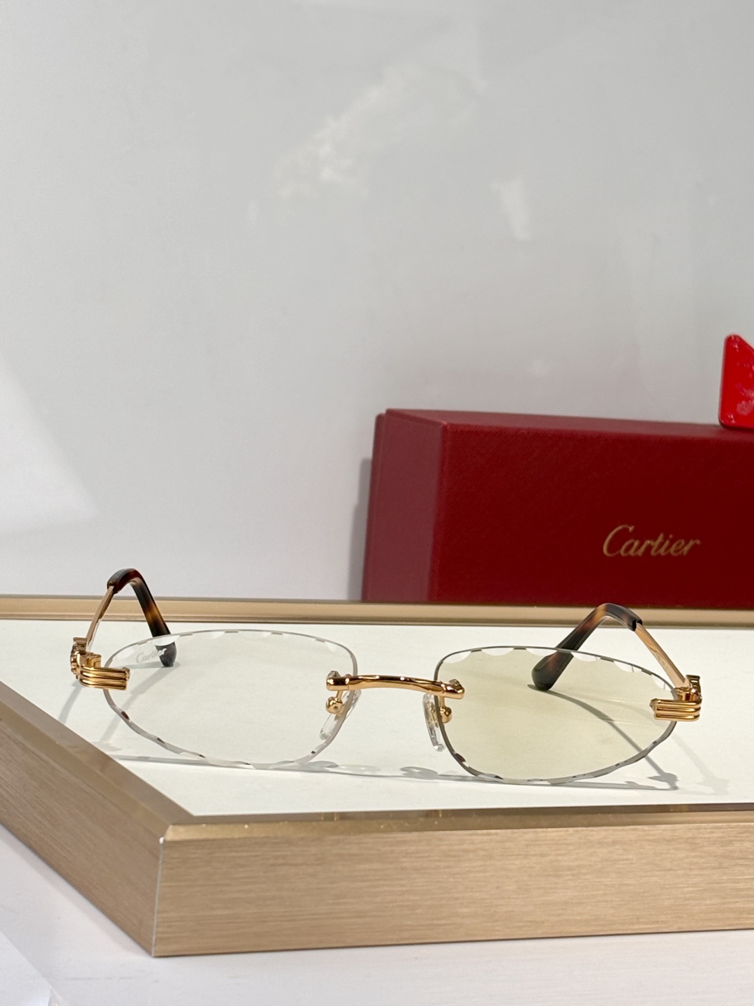  Cartie*
MODEL：CT0652S 
SIZE 57口17-142
