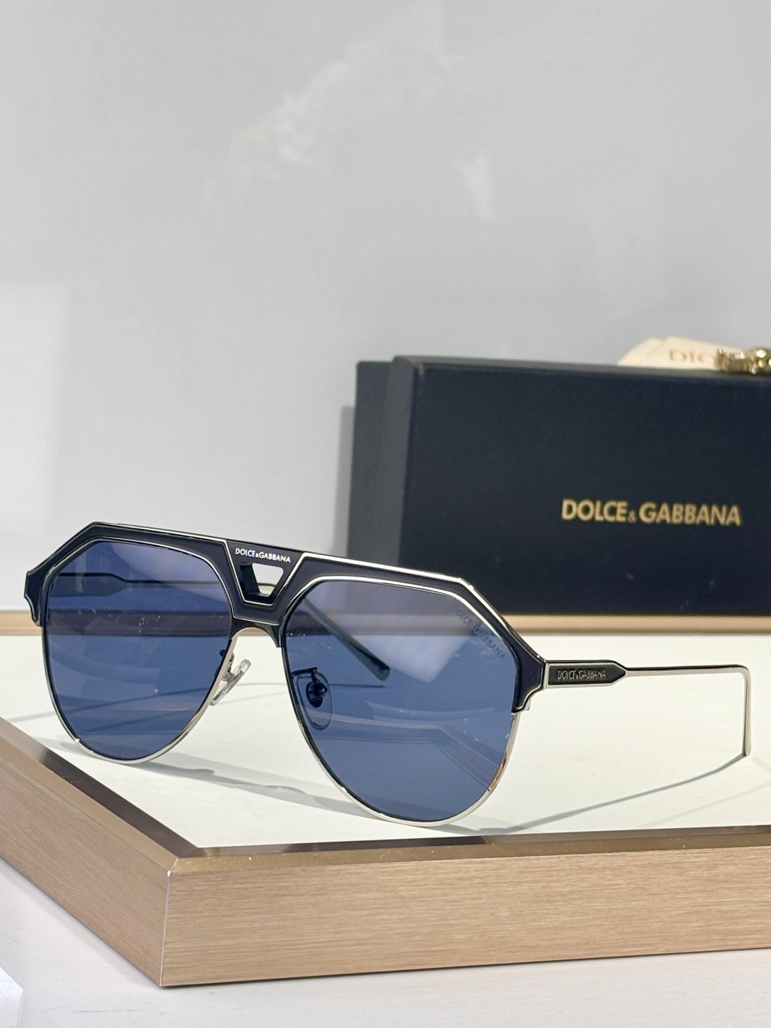  DOLCE & GABBAN*
MODEL：DG2257
SIZE60口13-150
