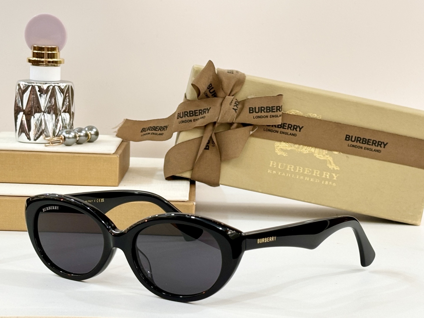  BURBERRY
MOD：BE6016
Size：54口20 145
