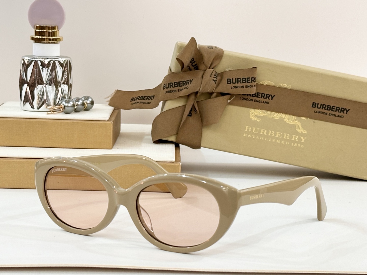  BURBERRY
MOD：BE6016
Size：54口20 145
