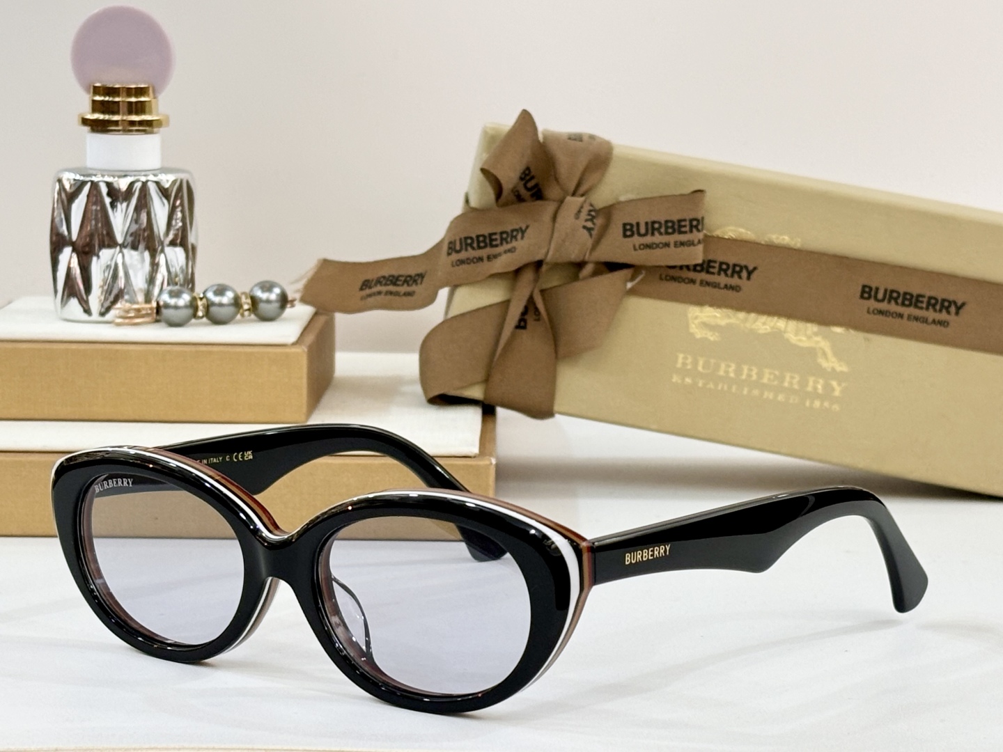  BURBERRY
MOD：BE6016
Size：54口20 145
