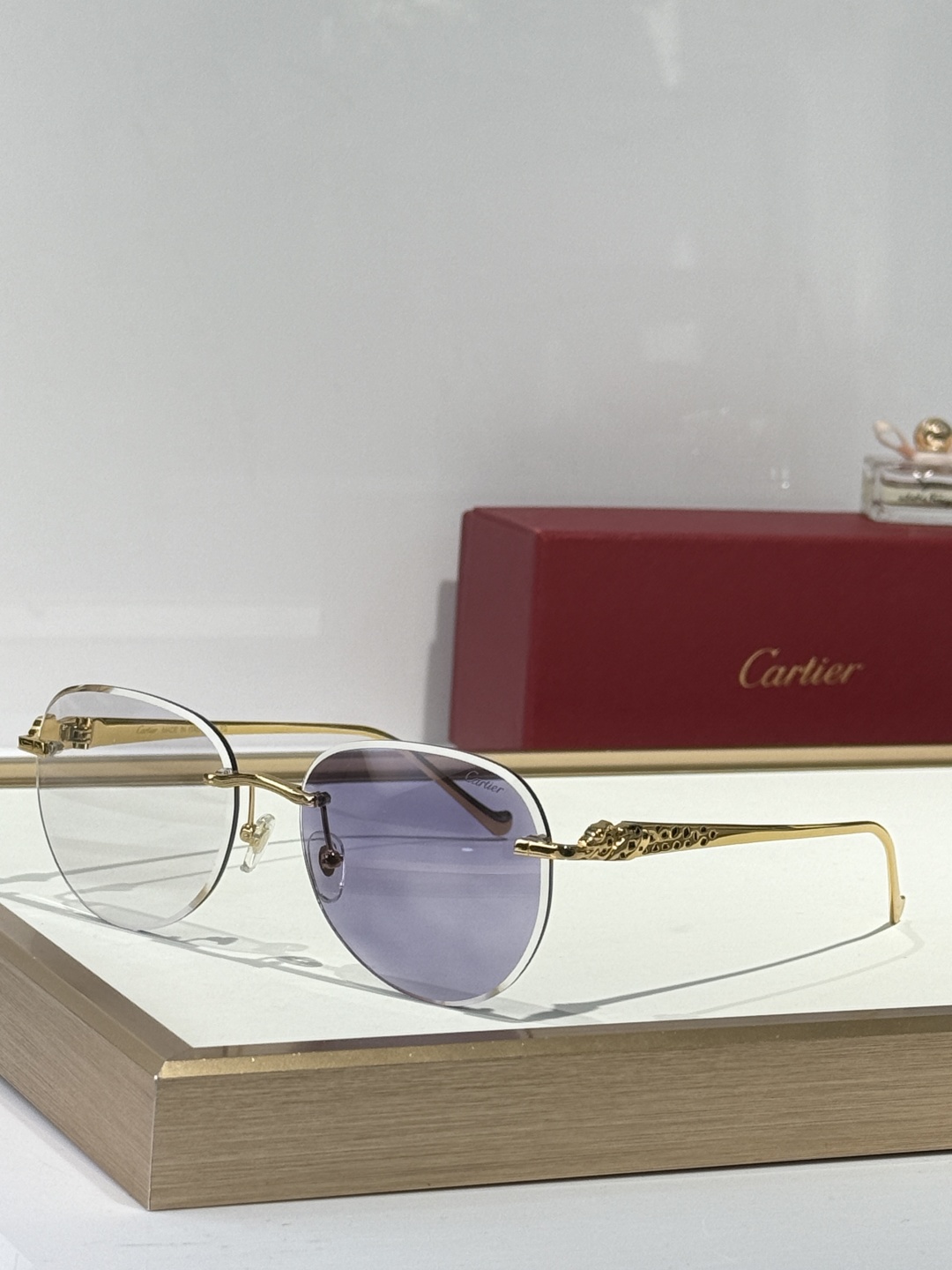  Cartie*
Mod：CT0480
Size：60-18-140
Photo Chromic
变色镜
