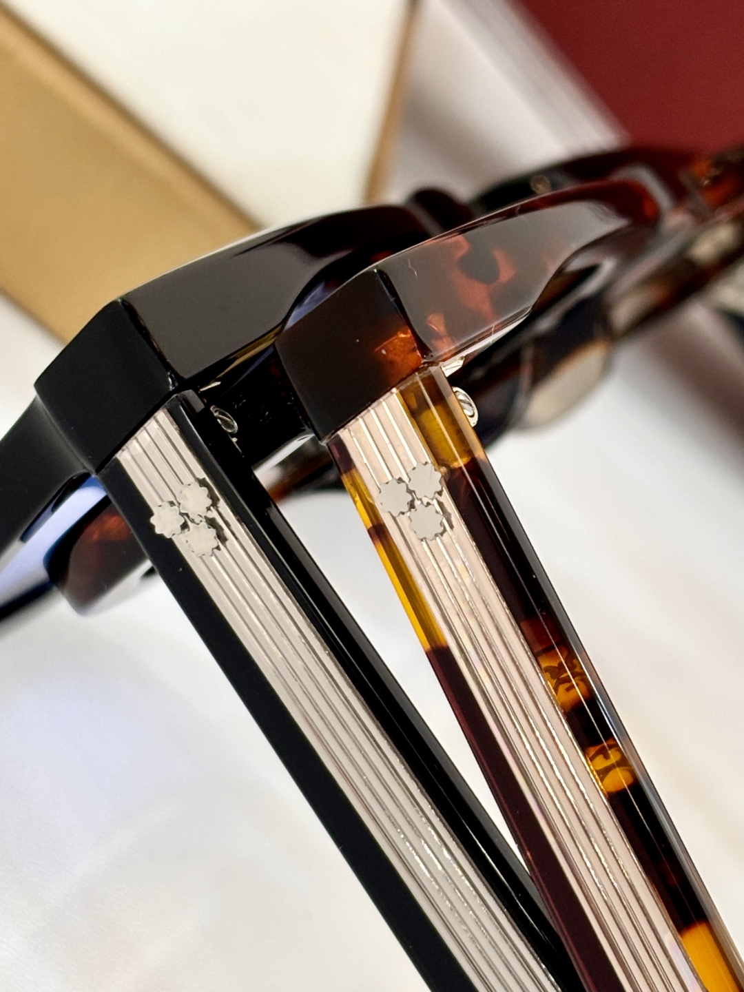  JACQUES MARIE MAGE
日本手工眼镜 
MODEL：VENDOMEI
SIZE47-25