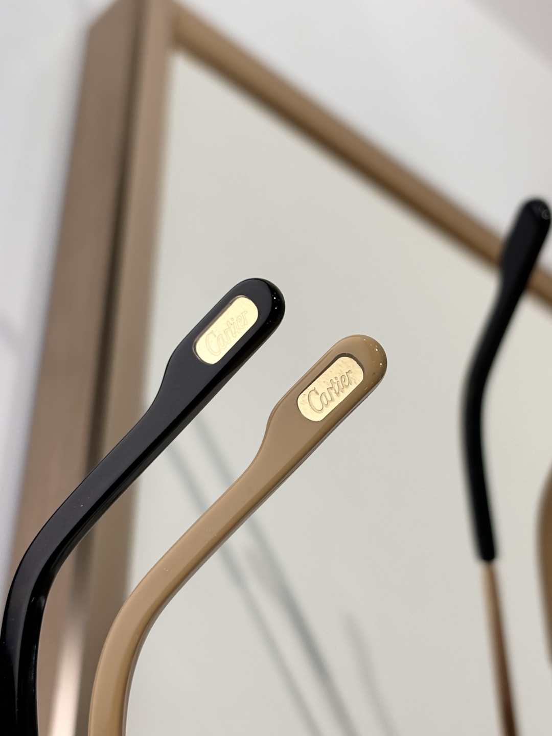  Carti
Mod：CT0579
Size：60-18-140
Photo Chromic
变色镜片
