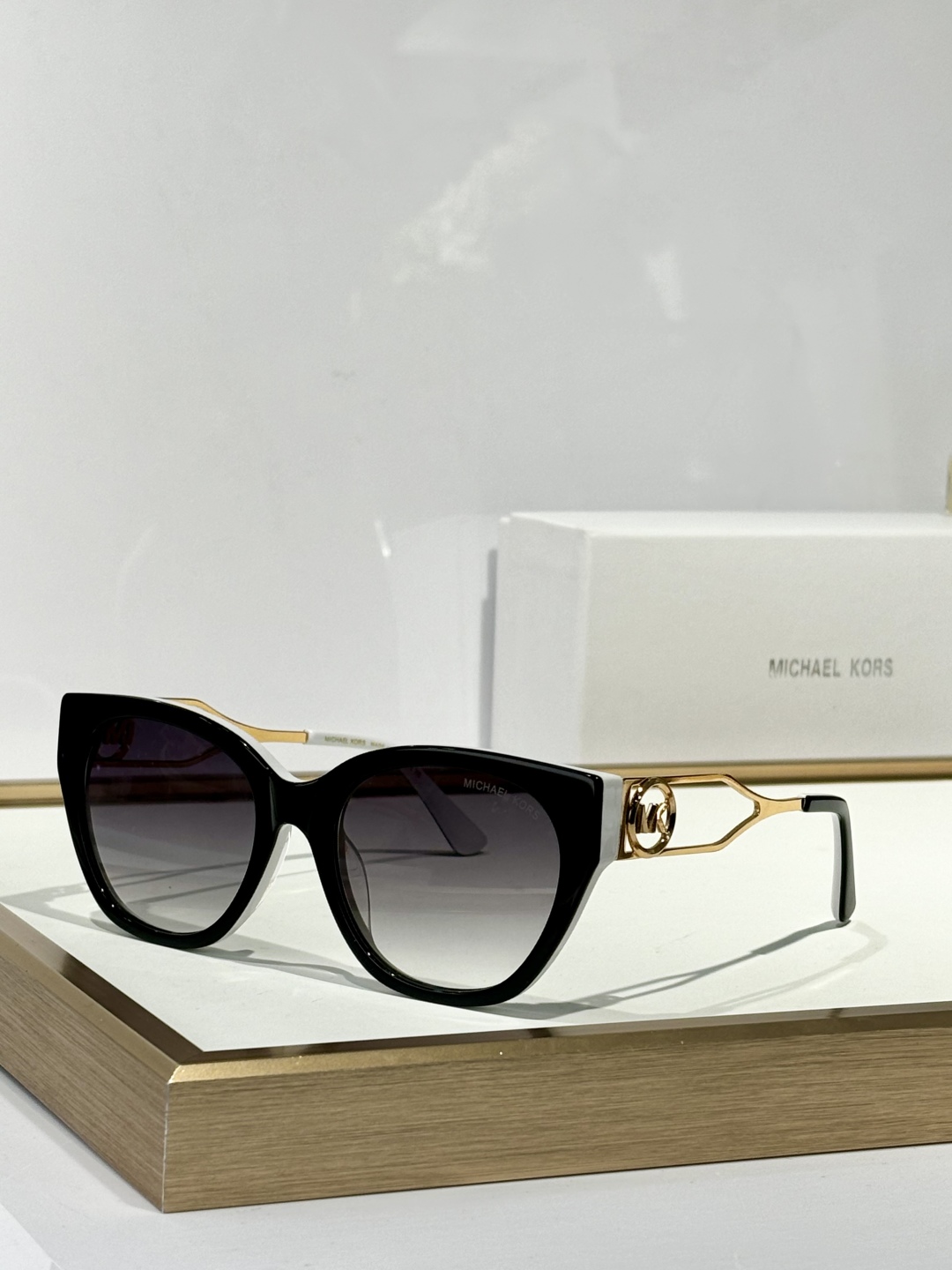  MICHAEL KORS
MOD：MK2154
Size：54口19 140
