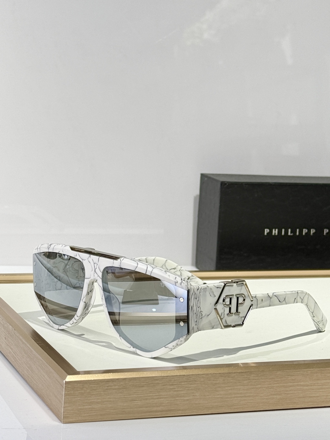  PHILIPP PLIEN🆕
Original quality
重工打造 原版开模 
采用进口板材切割