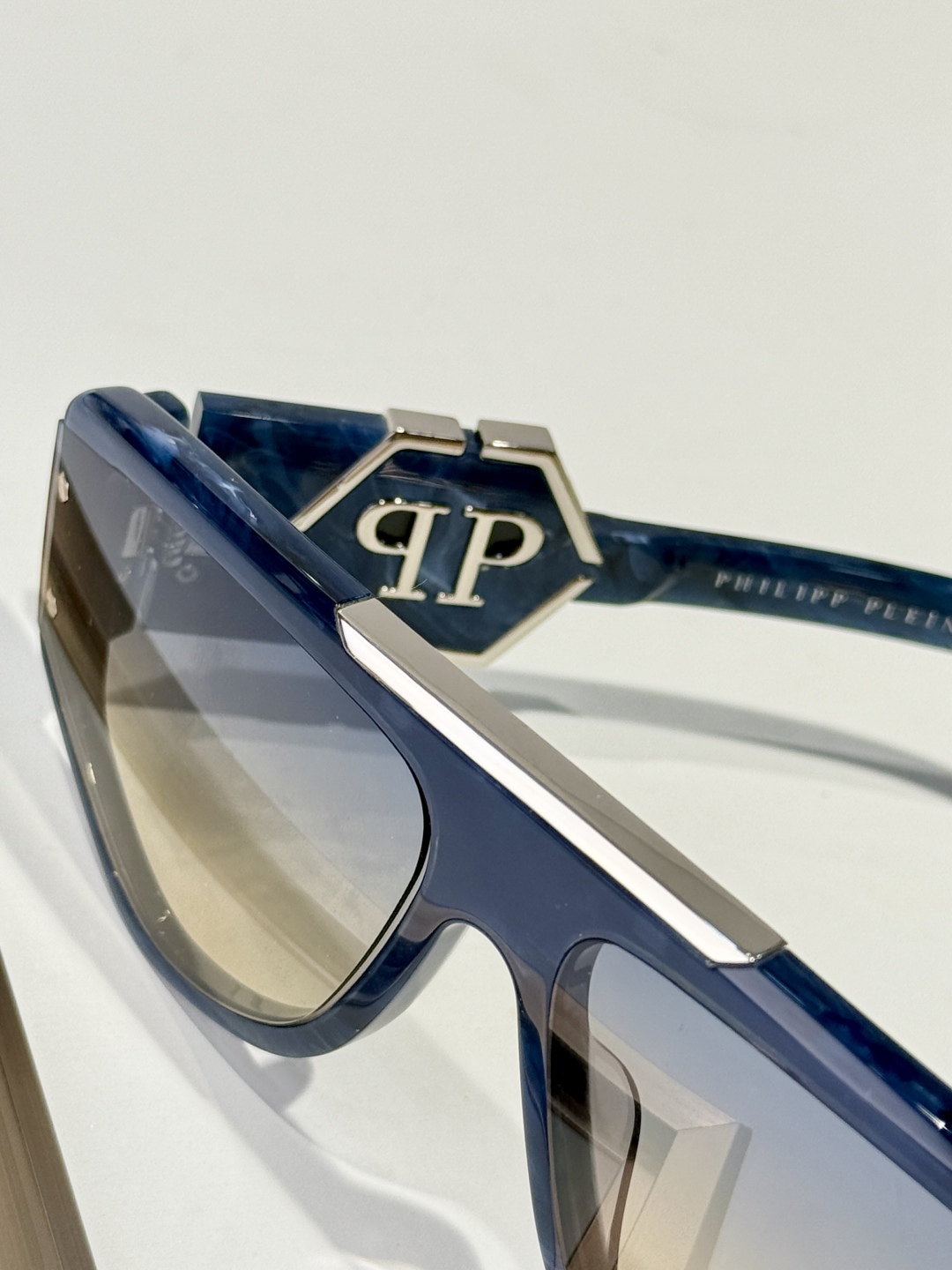  PHILIPP PLIEN🆕
Original quality
重工打造 原版开模 
采用进口板材切割