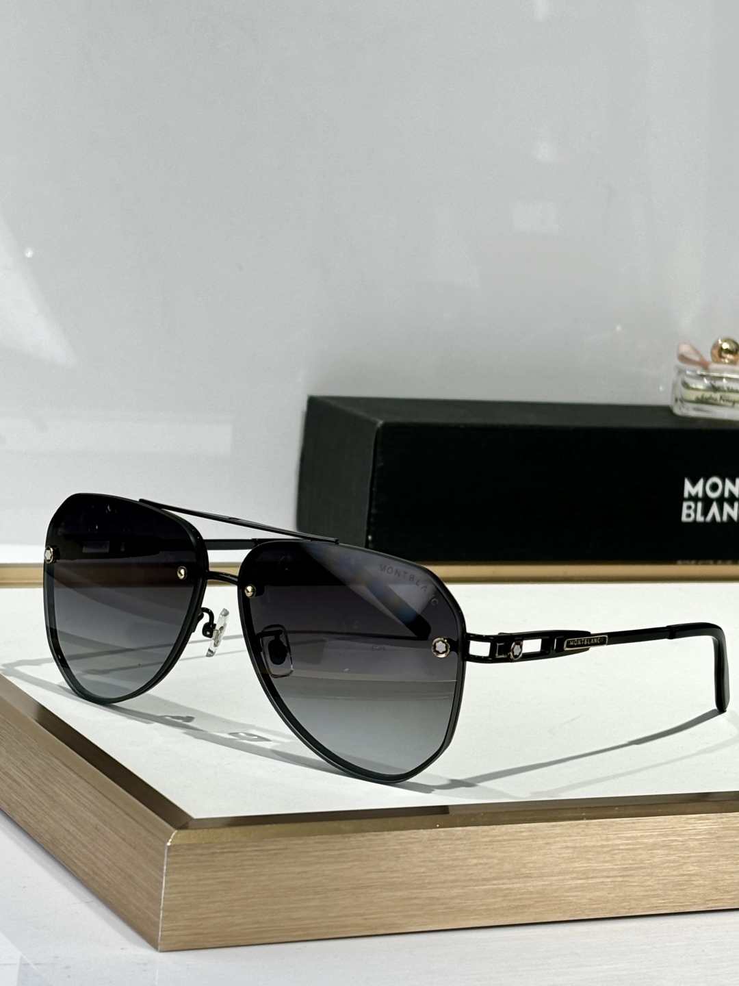  MONTHL***
ModMb904
Size62-13-145
