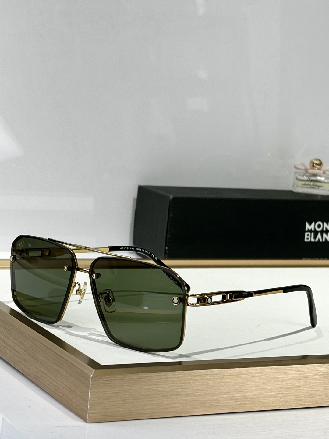  MONTHL***
ModMb905
Size62-13-145

