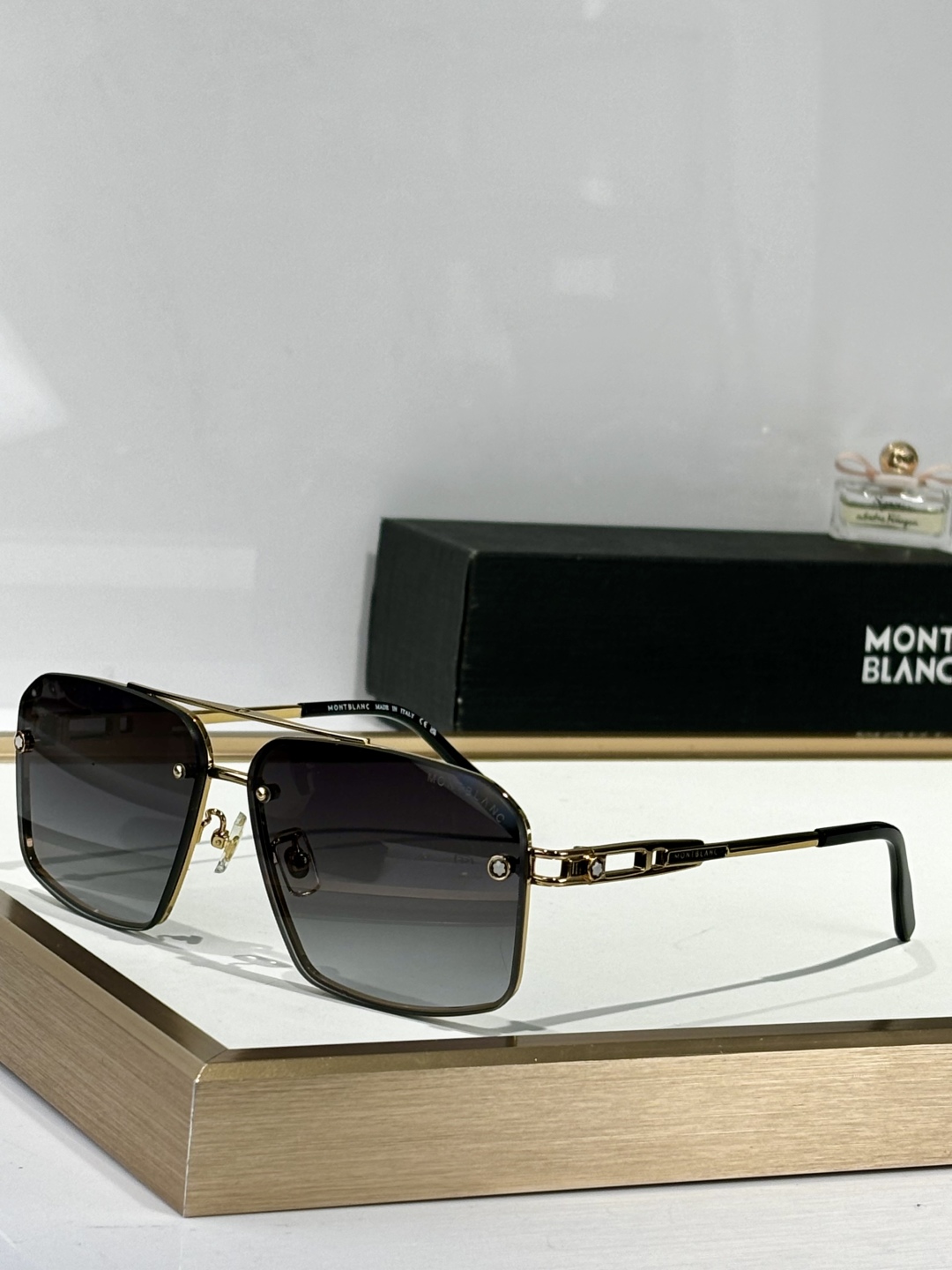  MONTHL***
ModMb905
Size62-13-145

