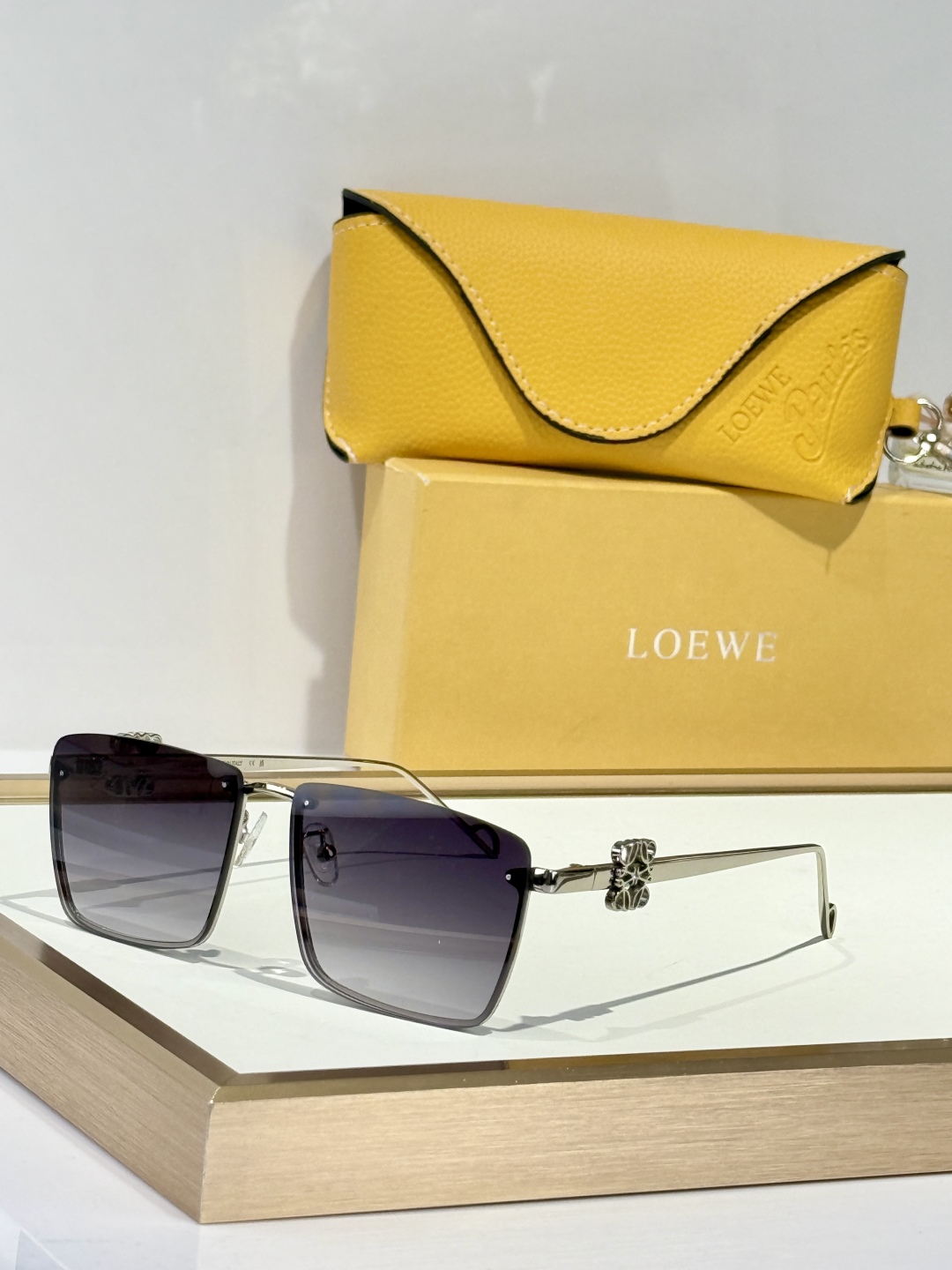  LOEWE
MODEL：LW40119U
SIZE：58口16-140
