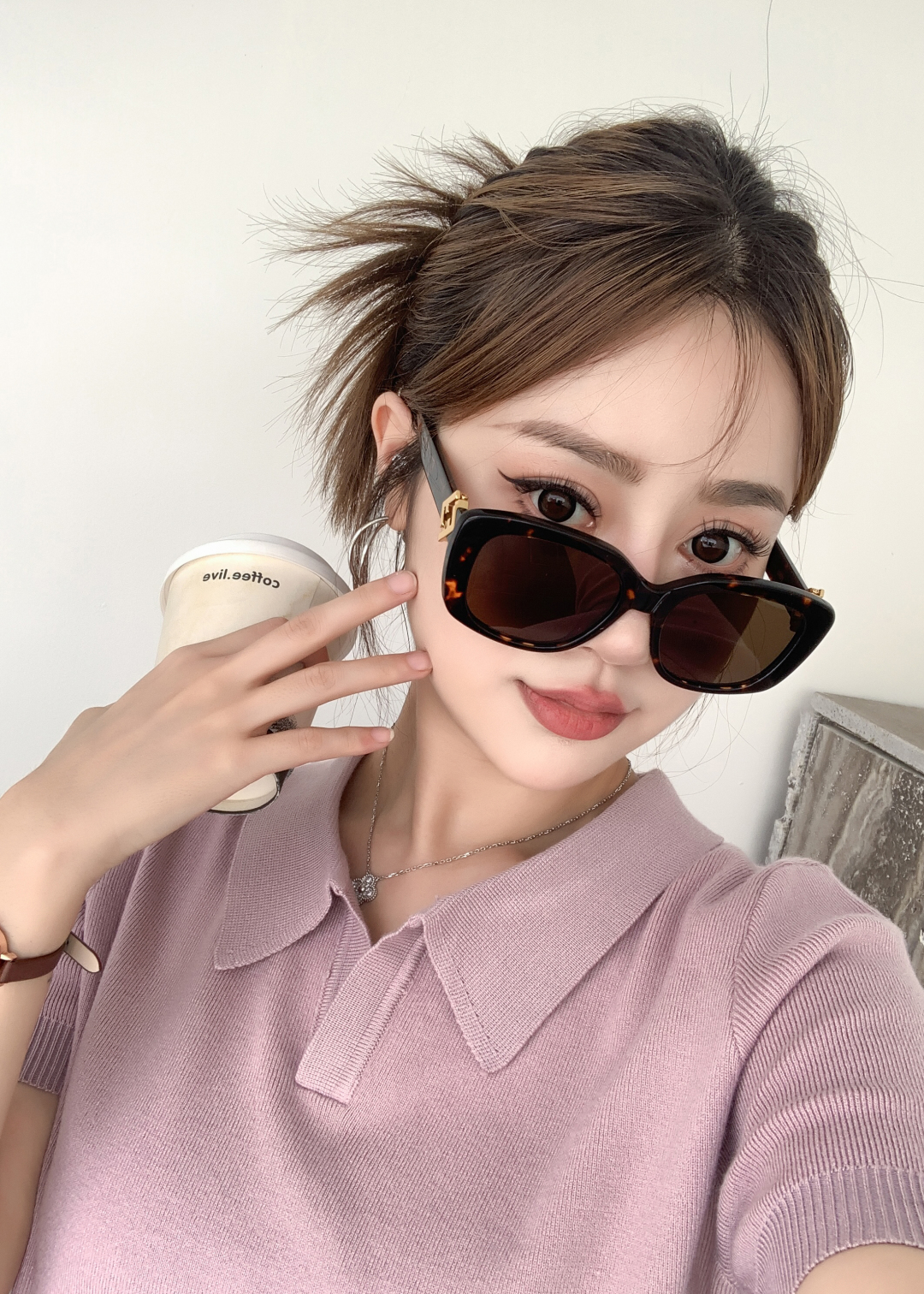  FENDI
MOD：FE40138I
Size：54口19-140
