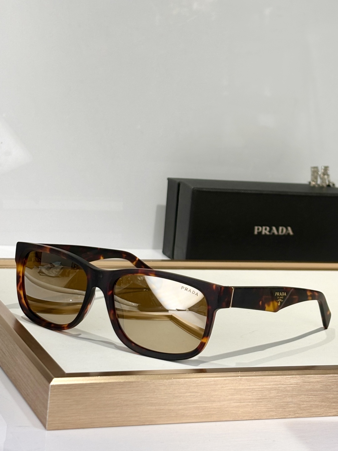  PRADA
MOD：PRA87-S
Size：59口17-145
