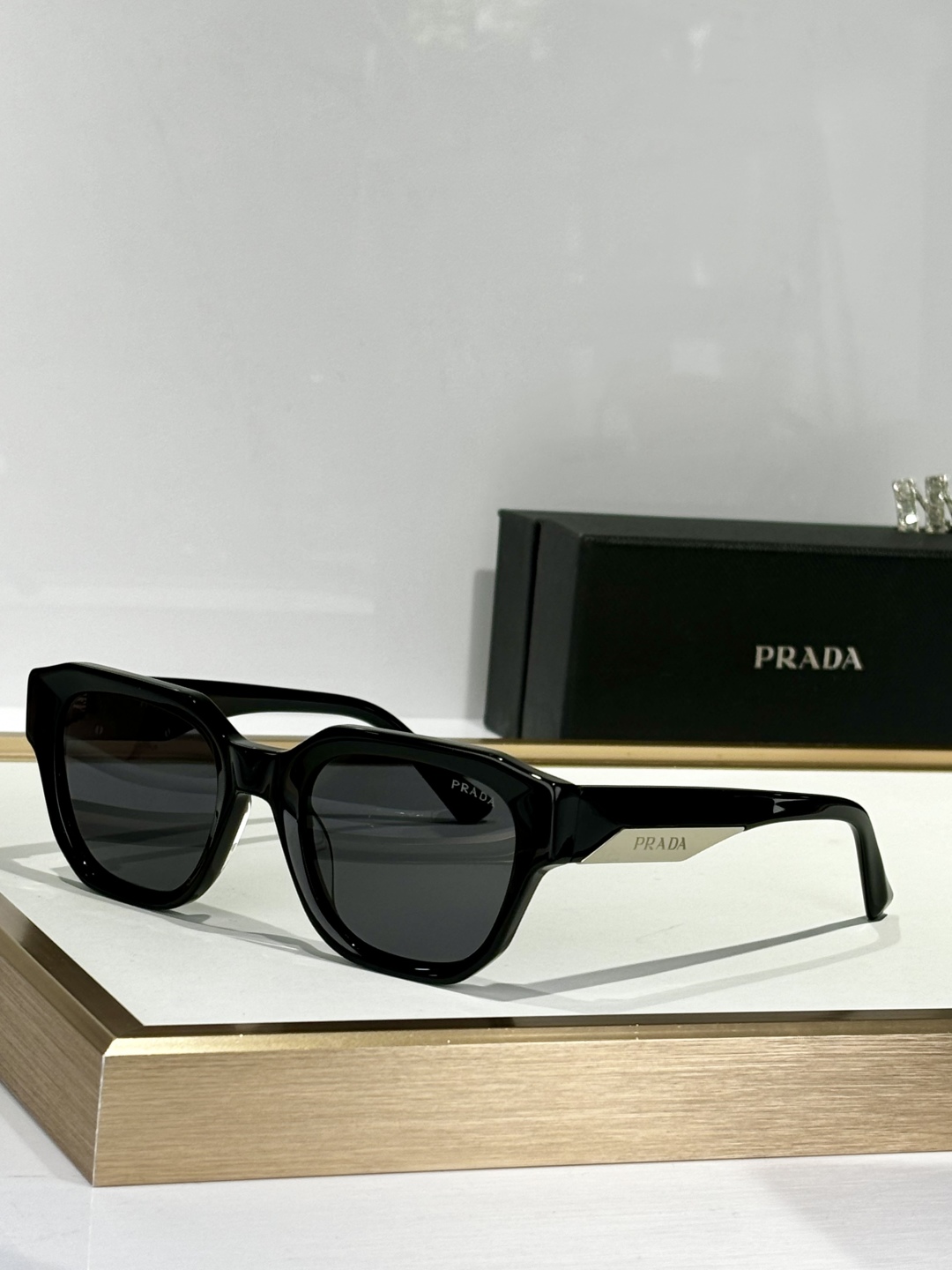  PRADA
MOD：PRA81-S
Size：59口17-145
