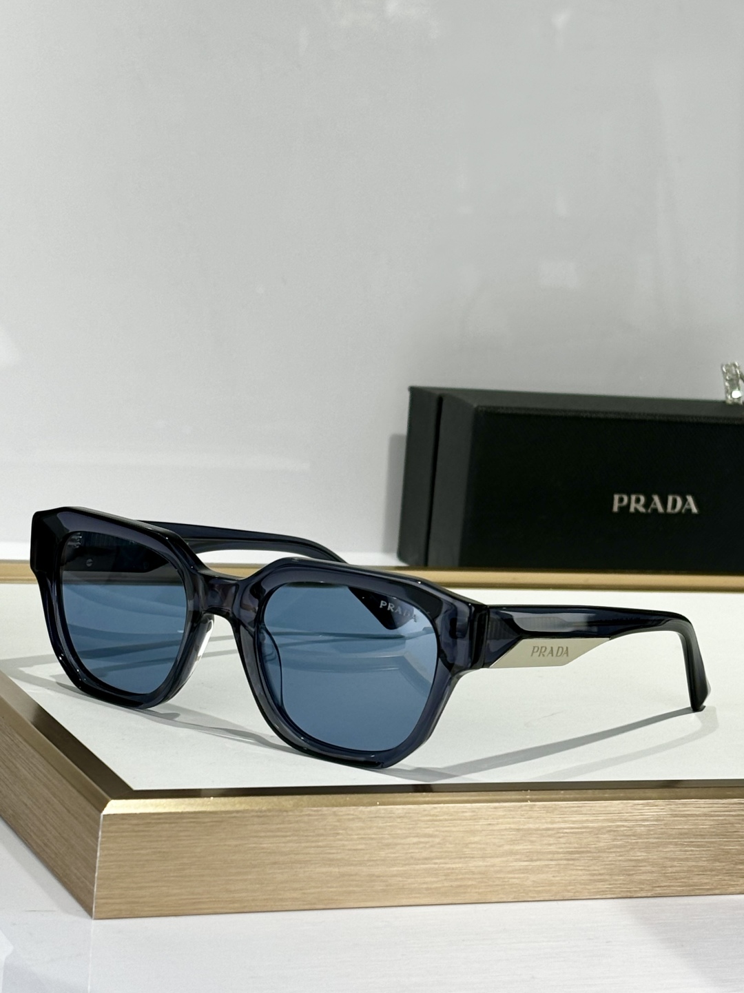  PRADA
MOD：PRA81-S
Size：59口17-145
