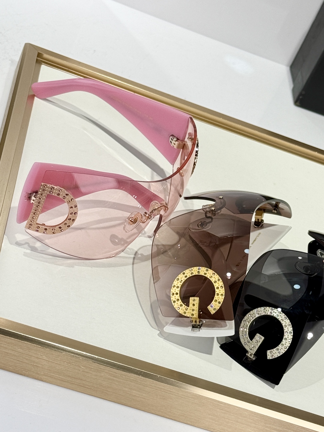  DOLCE & GABBAN*
MODEL：DG2298B
SIZE141口0-115

