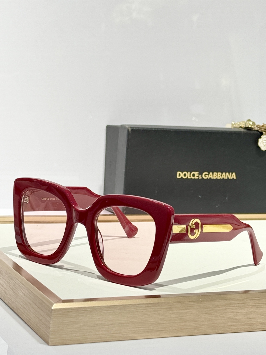  GUCC*
MODEL：GG1556S
SIZE：52口25-145
