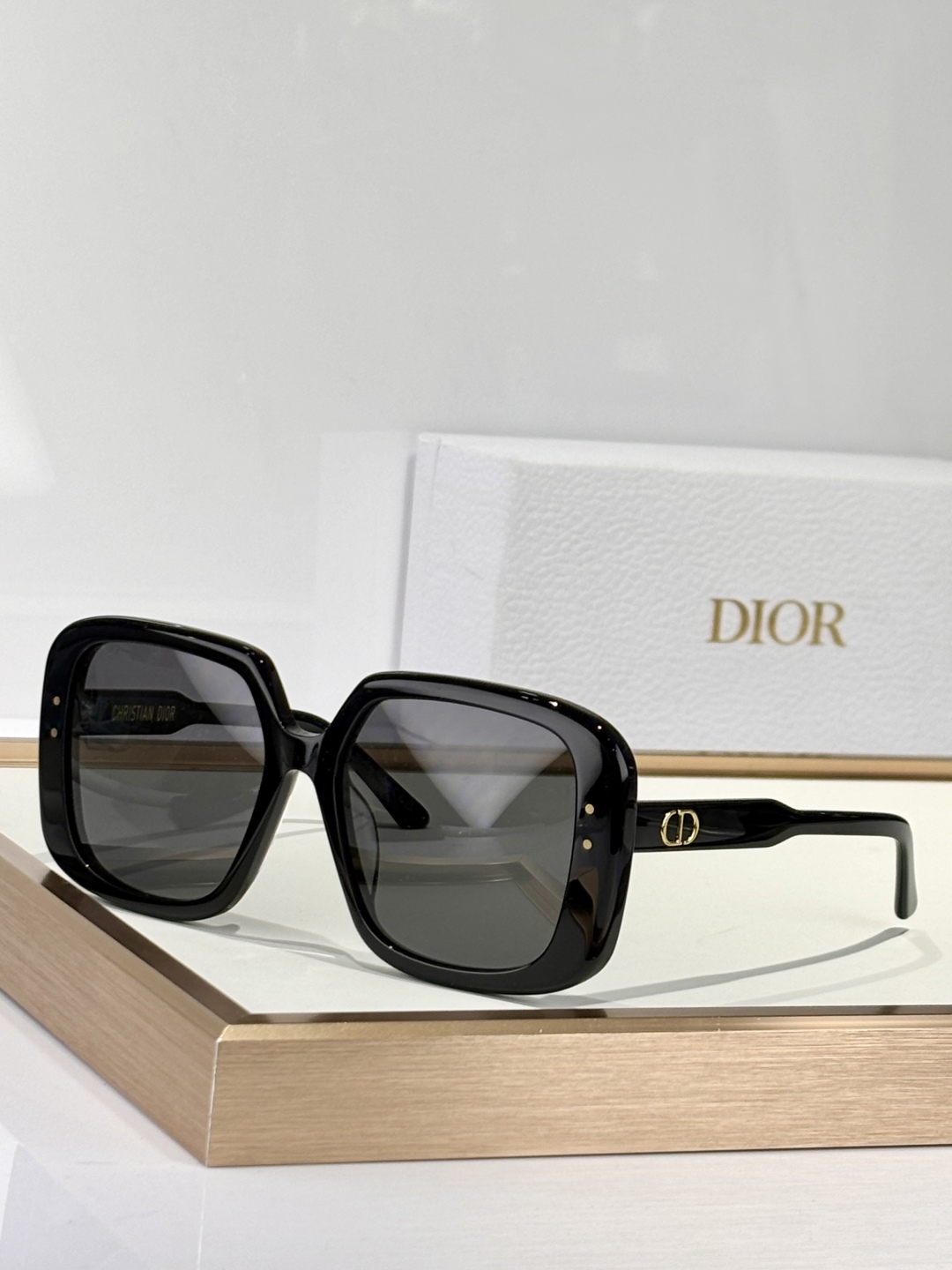  DIORHIGHLIGHT
MODS3F
Size56口17-14
