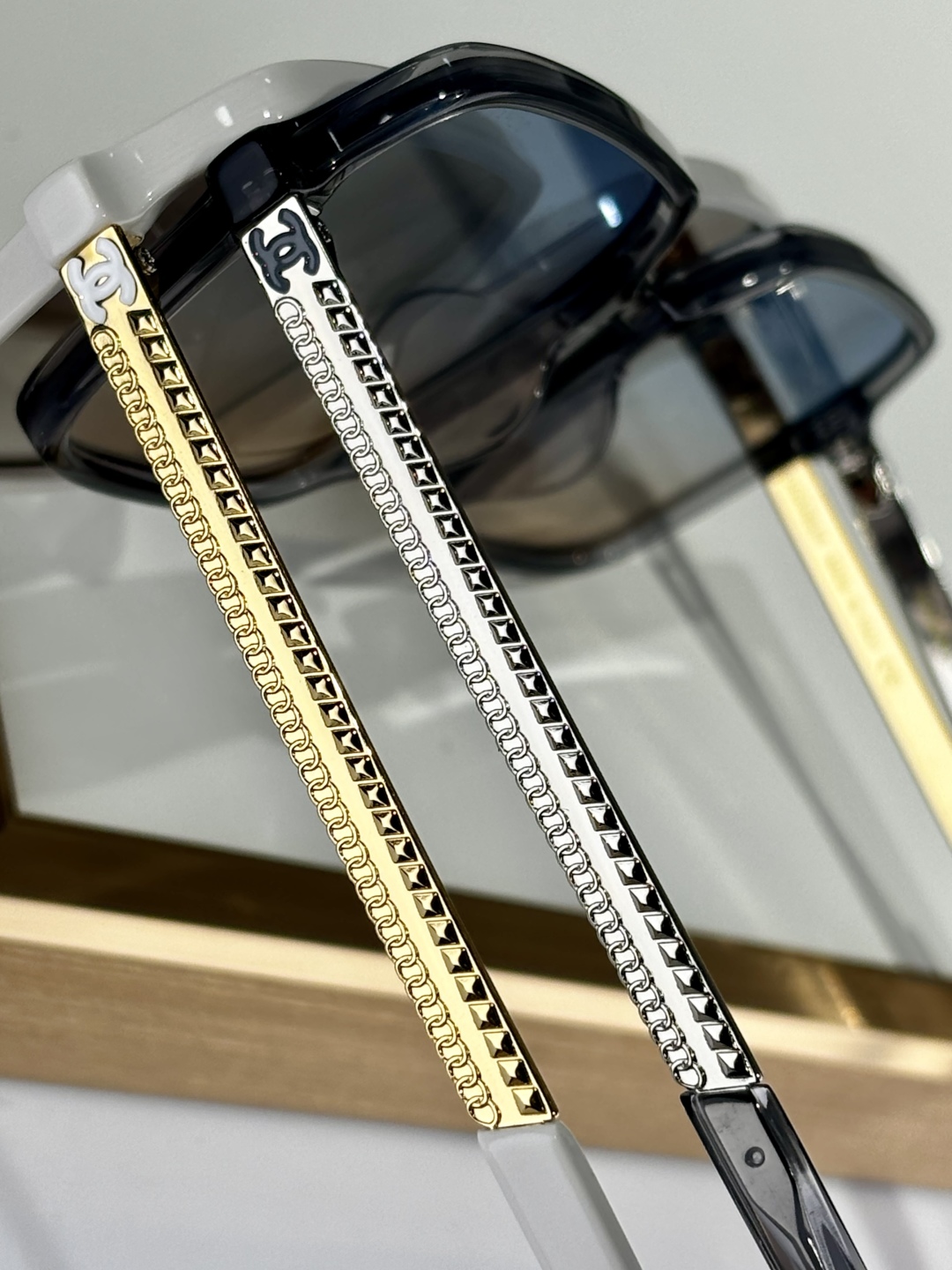  CHANEL
MOD：CH8101
Size：57口17 140
