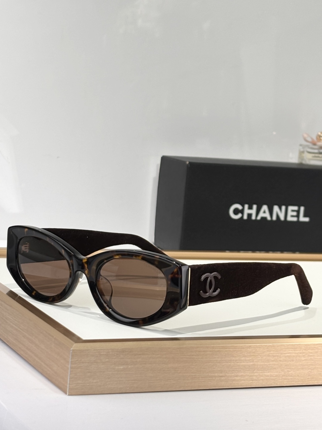  Chane*
布艺设计
ModCH6066
Size53-21-145
