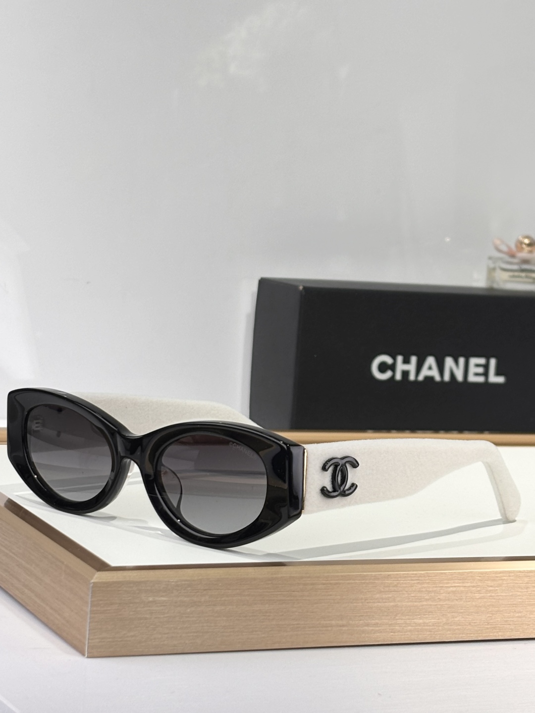  Chane*
布艺设计
ModCH6066
Size53-21-145
