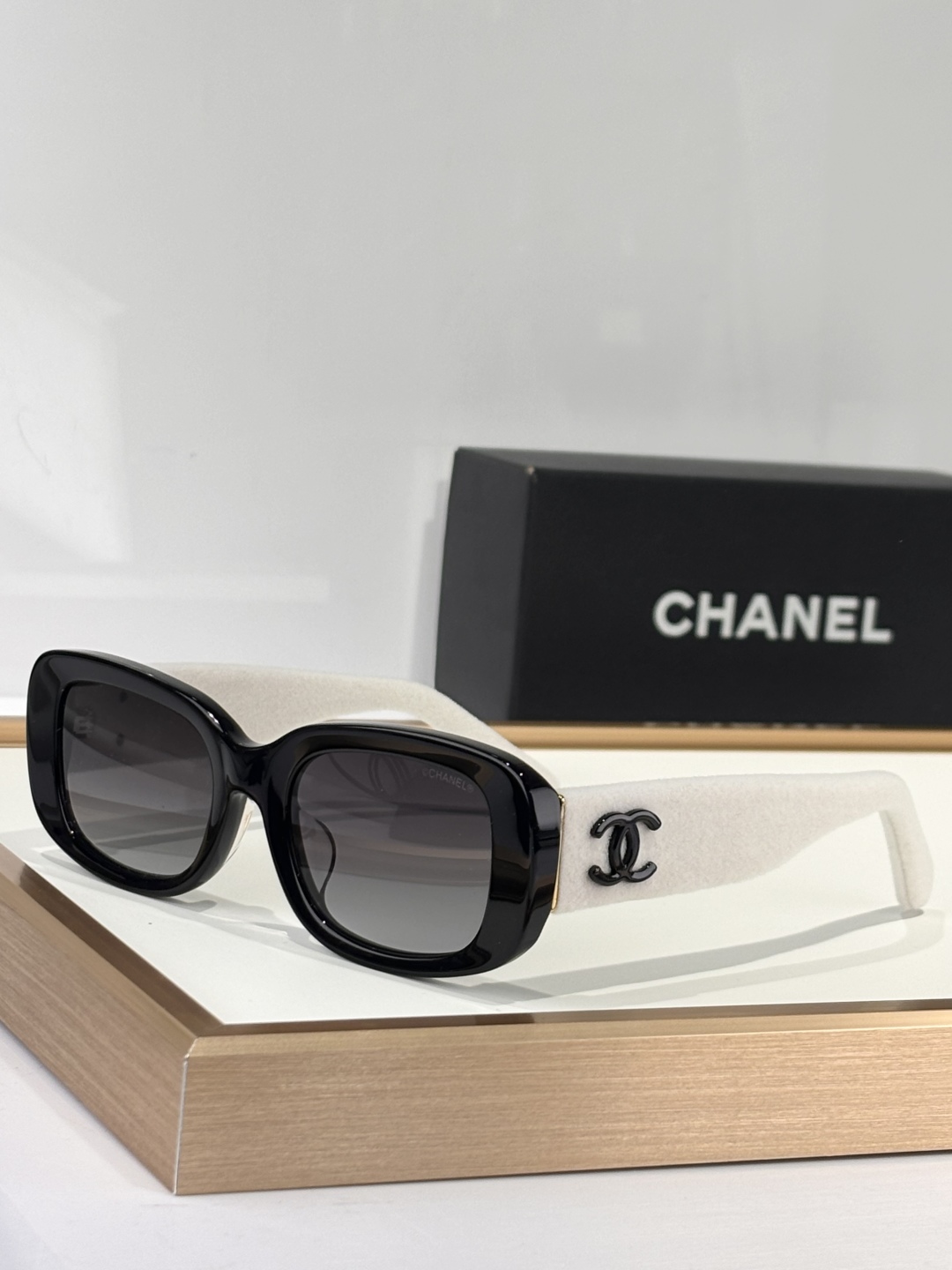  Chane*
布艺设计
ModCH6067
Size53-21-145
