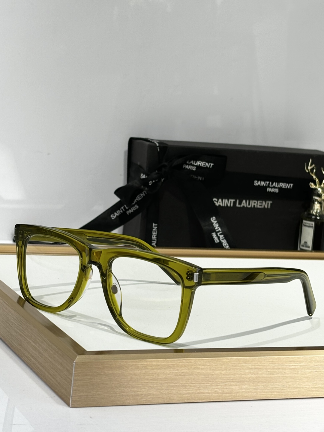  SAINT LAURE*
MODEL：SL 712
SIZE：52口19-140
