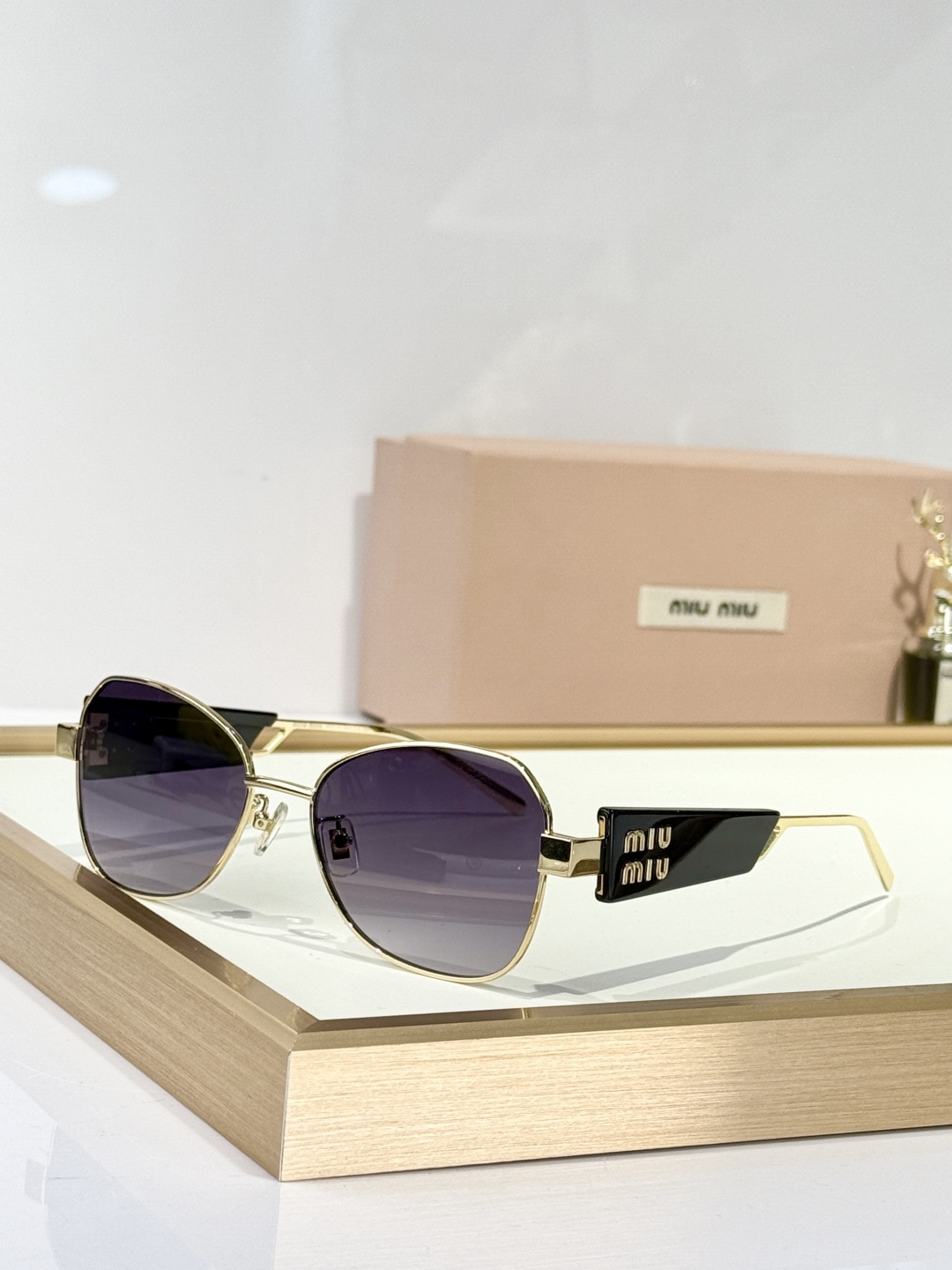  𝙈𝙄𝙐 𝙈𝙄𝙐
MOD SMU67WS
Size：55口18 145

