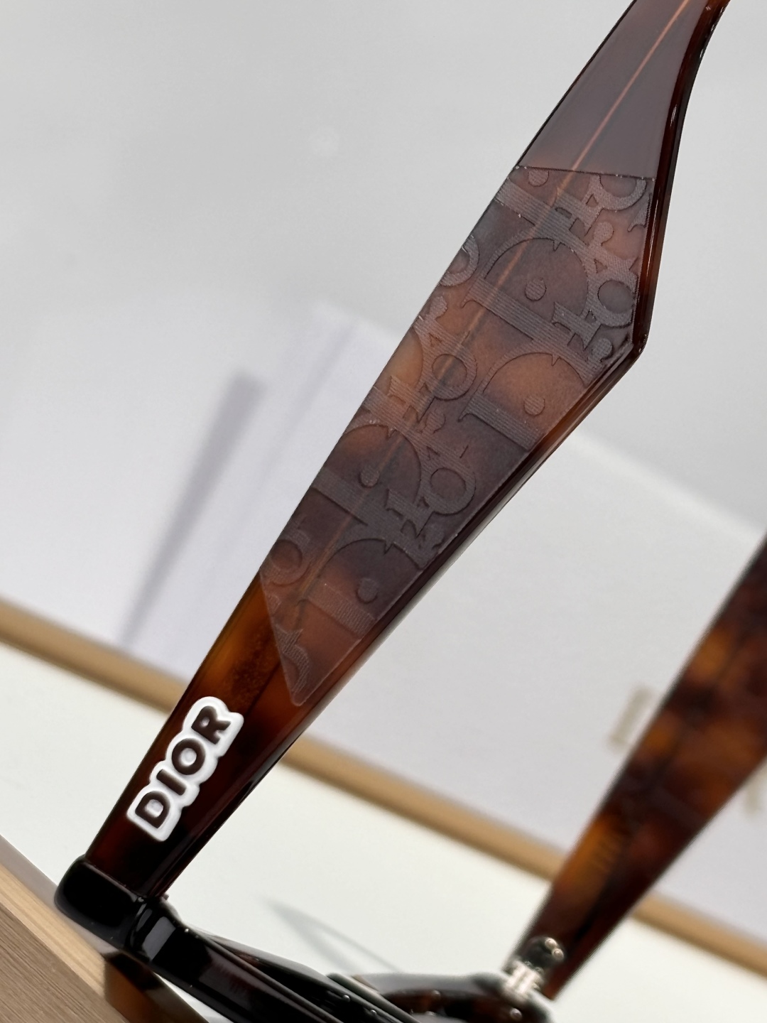  
DIO- B27 S11 
Size：54口16 145
