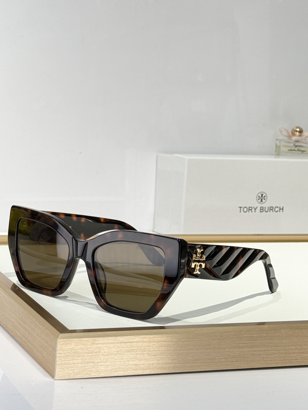  Tory Burc*
Mod：TY7187U
Size：55-20-145


