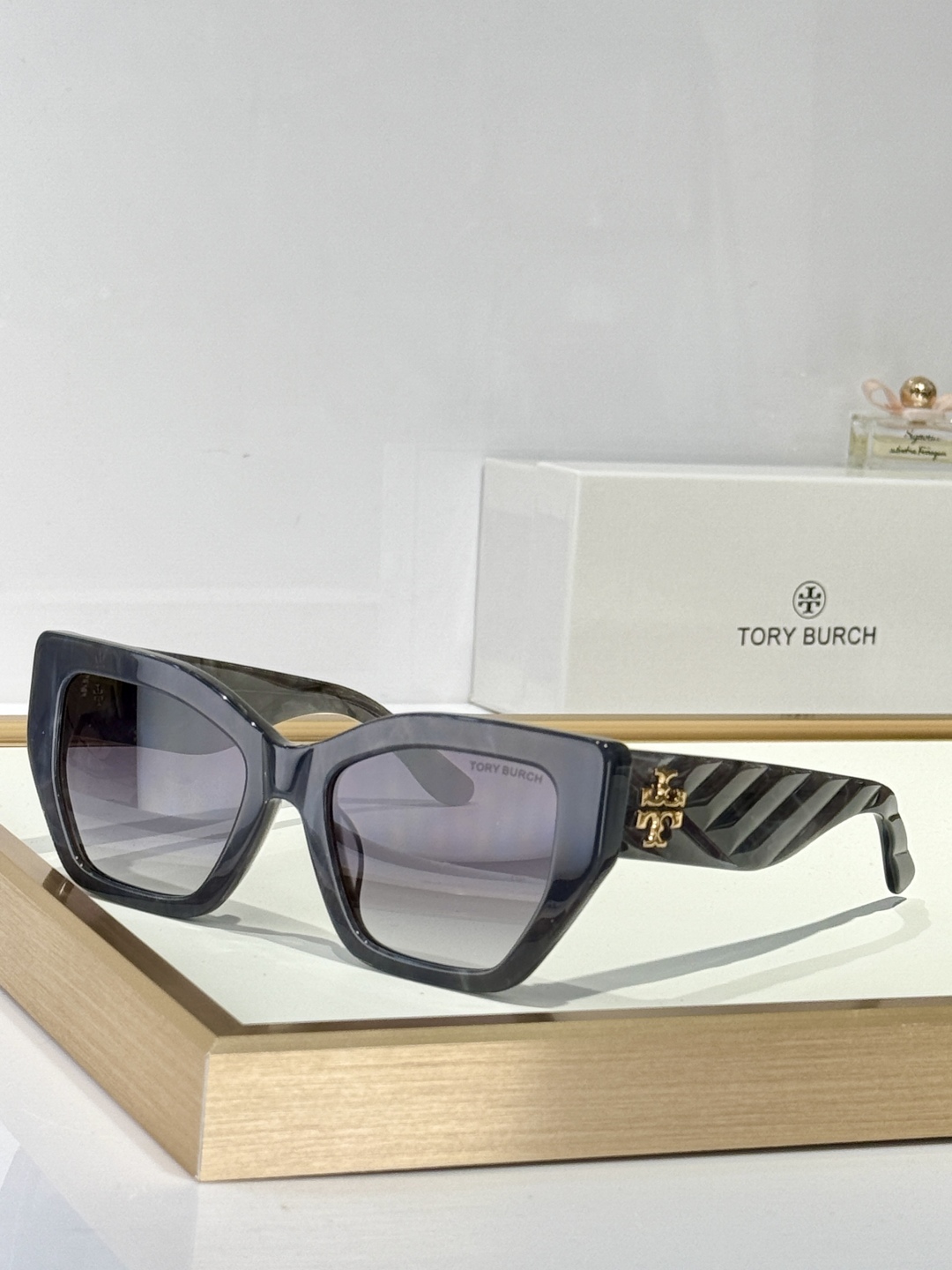  Tory Burc*
Mod：TY7187U
Size：55-20-145

