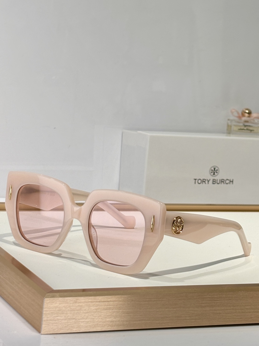 TORY BURCH \nMODEL：TYU \nSIZE：口-\nPYJ