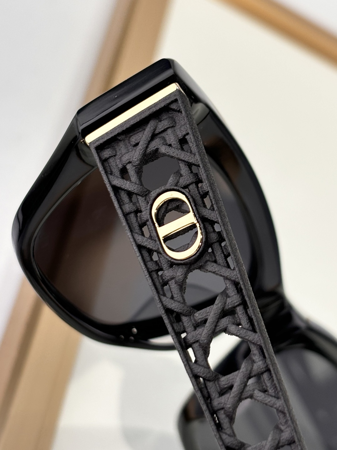  DIOR
MOD：VeryDior S21
Size：53口20 140
