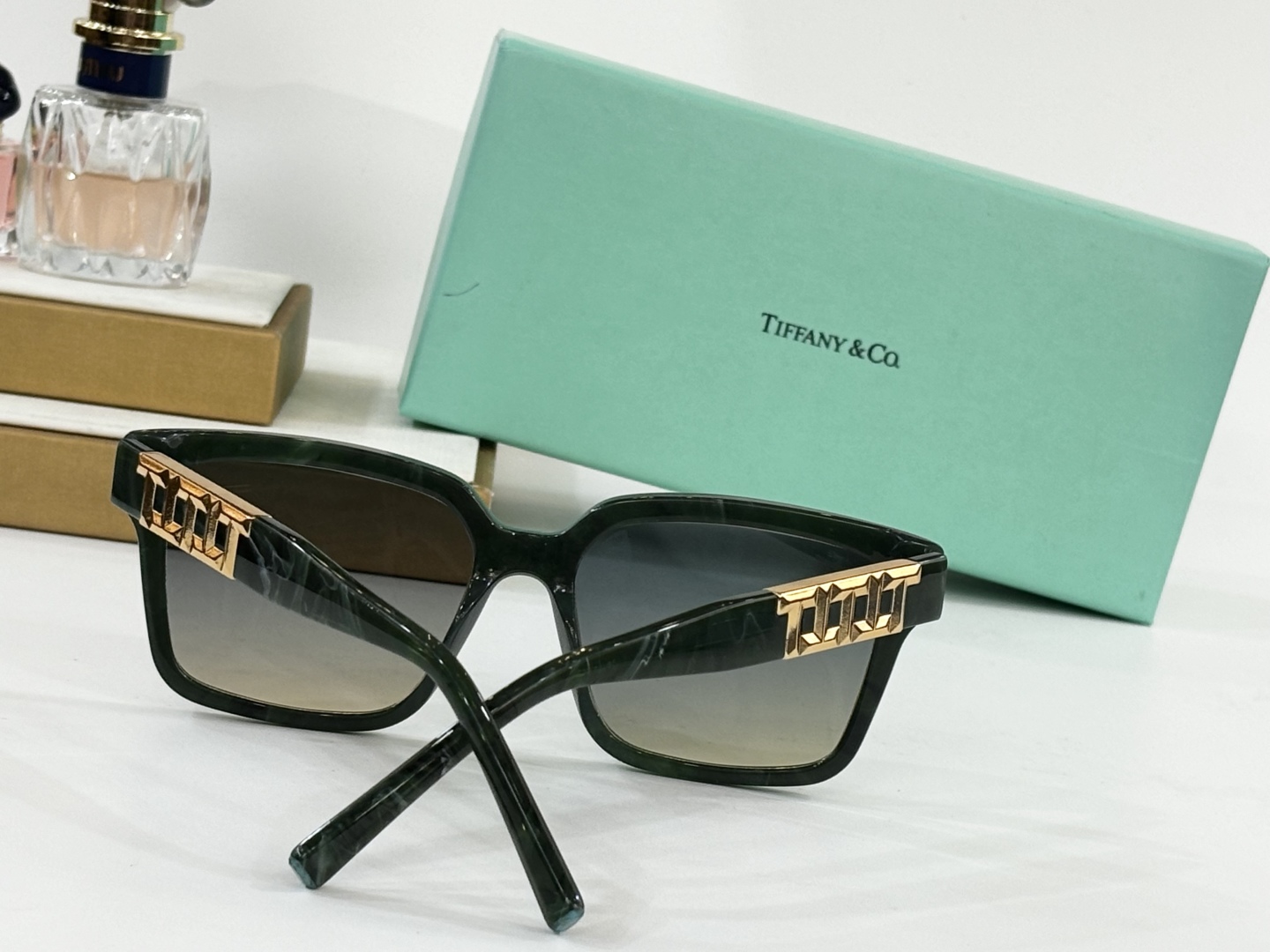  TIFFANY&Co
MODEL：TF5016 
SIZE：56口17-143
