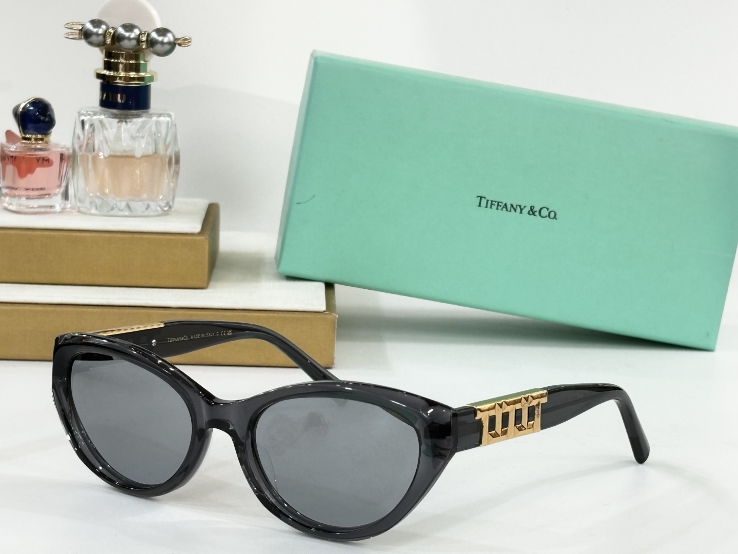  TIFFANY&Co.
MODEL：TF5015 
SIZE：56口19-143
