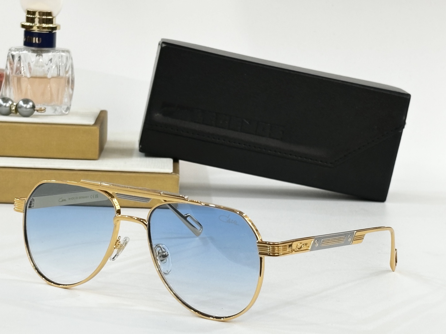  CAZAL
MODEL：MOD.3201
SIZE：56口17-140
