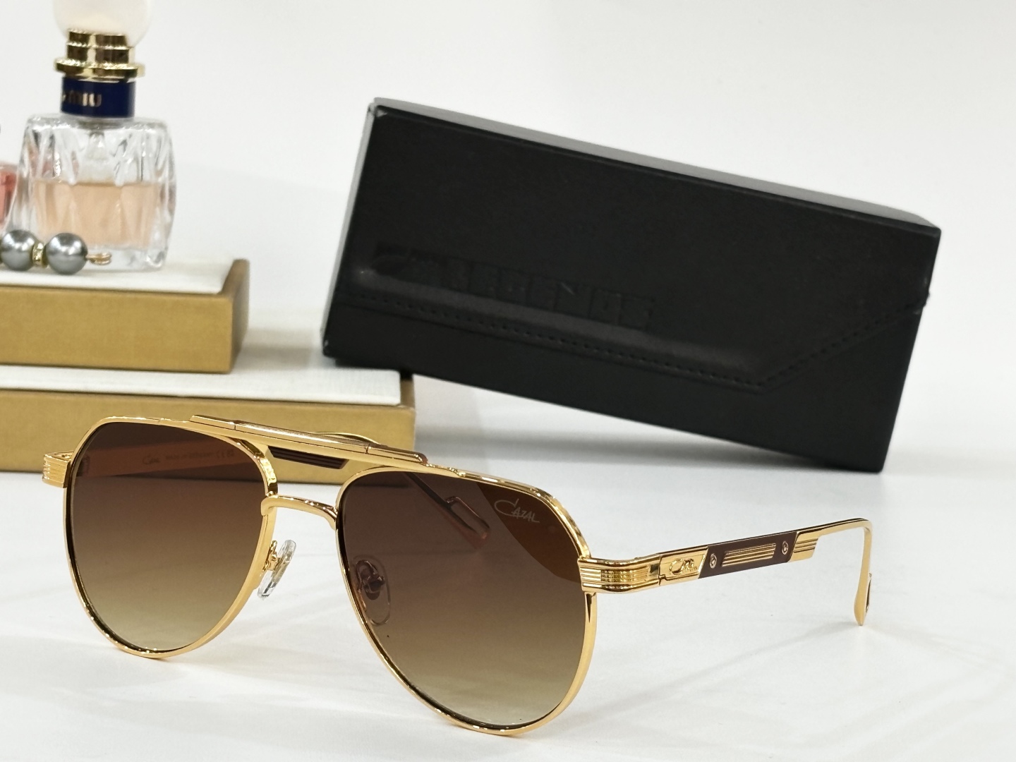  CAZAL
MODEL：MOD.3201
SIZE：56口17-140
