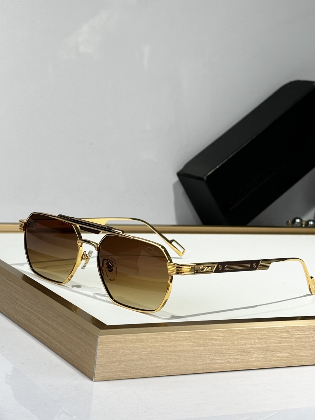  CAZAL
MODEL：MOD.757 
SIZE：56口17-140
