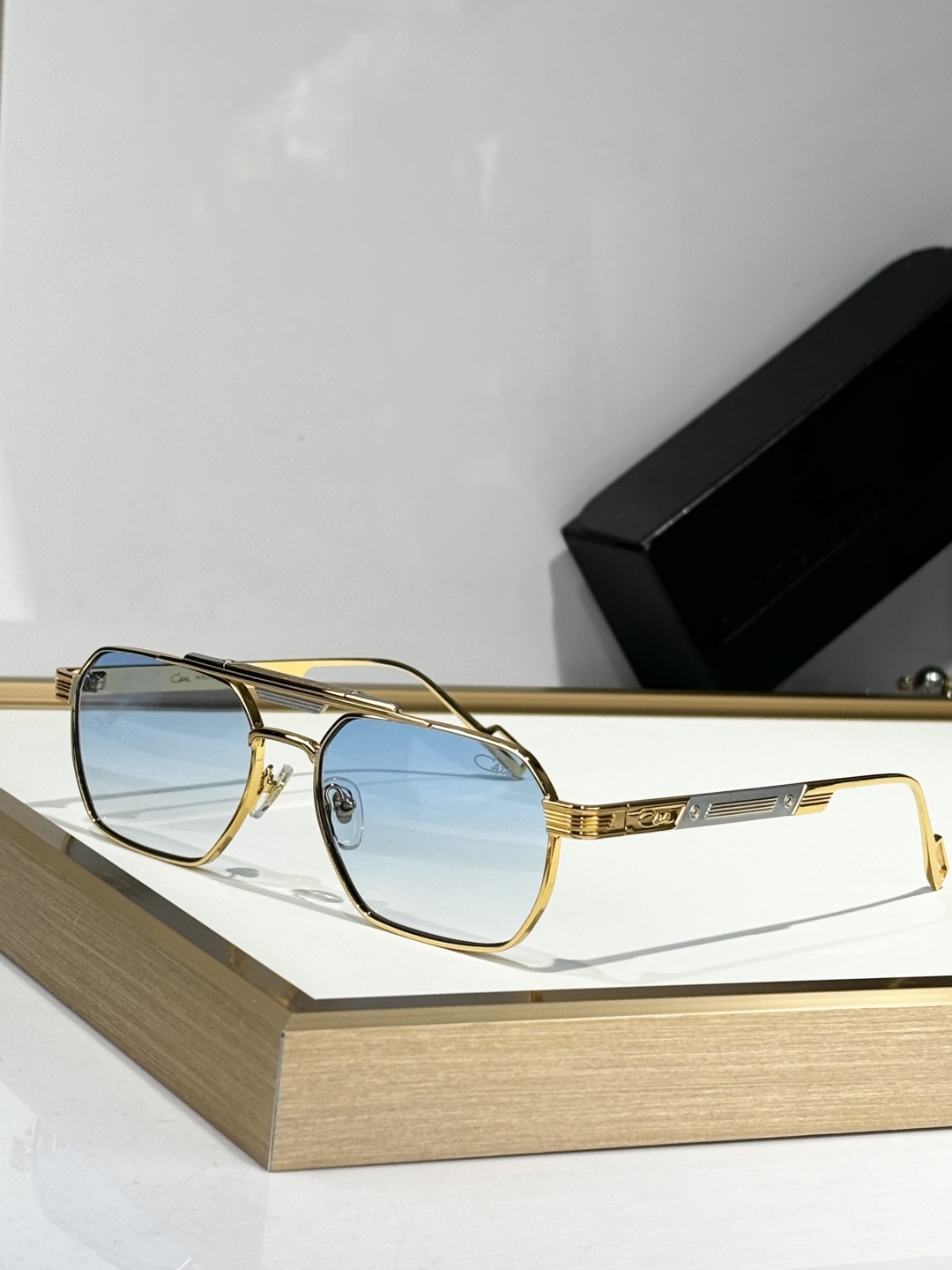  CAZAL
MODEL：MOD.757 
SIZE：56口17-140
