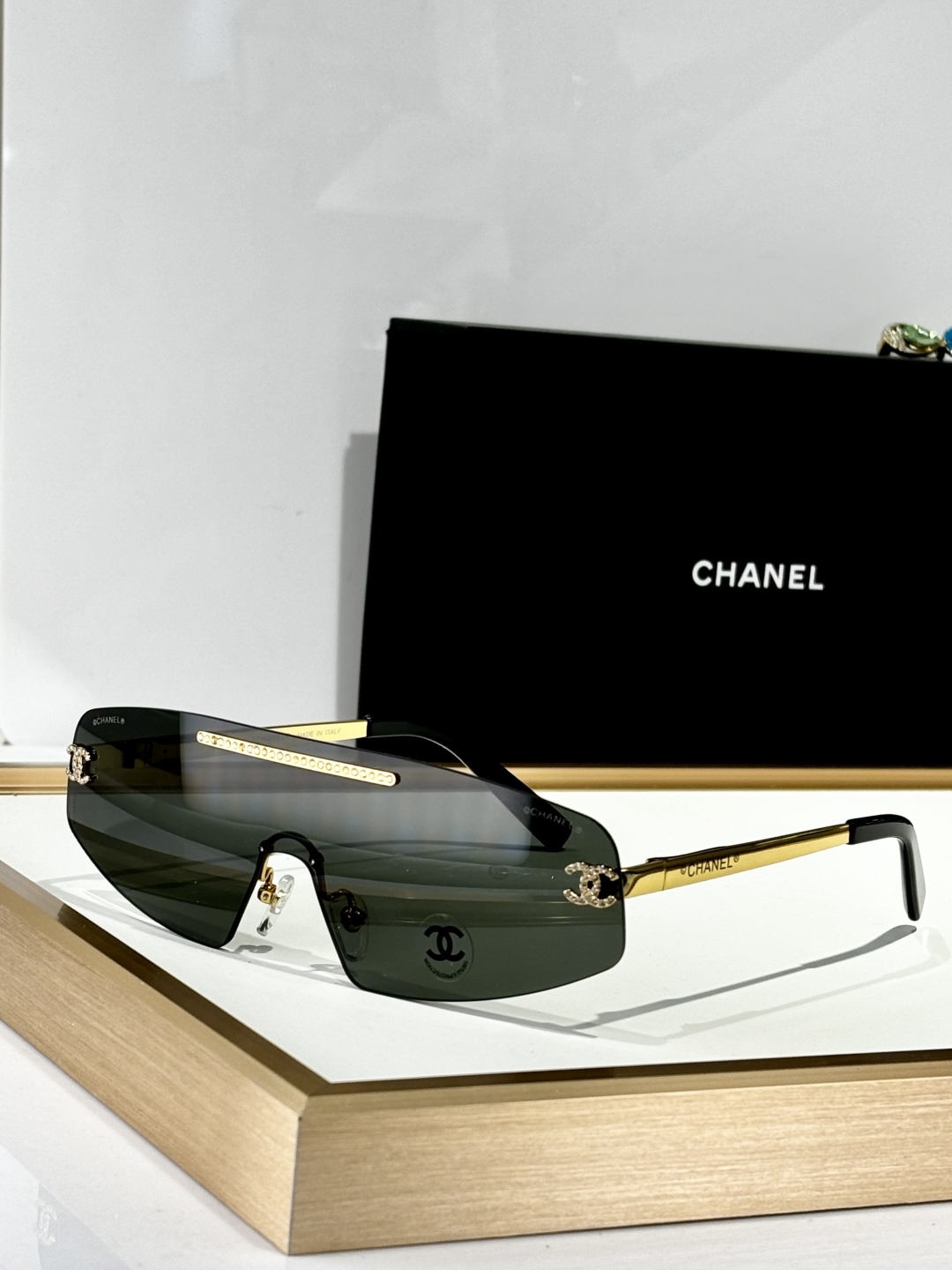  OVERSIZED 
CHANEL
MODEL：CH4267
SIZE：145口0-145
