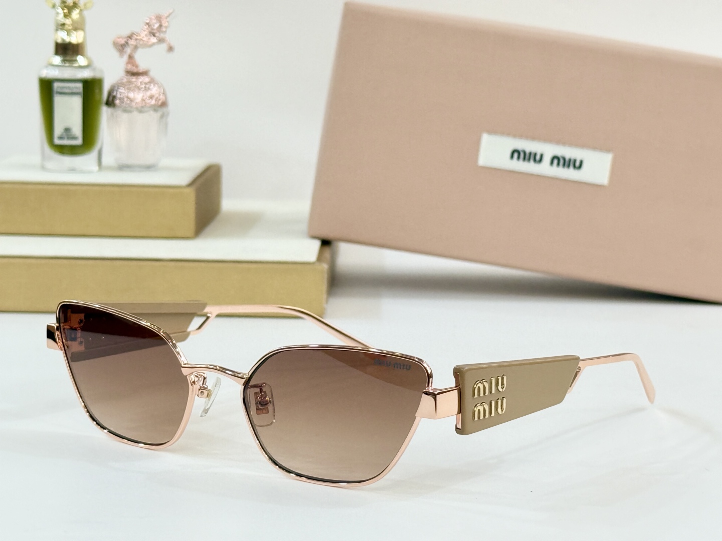   𝙈𝙄𝙐 𝙈𝙄𝙐
MOD：SMU65WS 
Size：58口19-145
