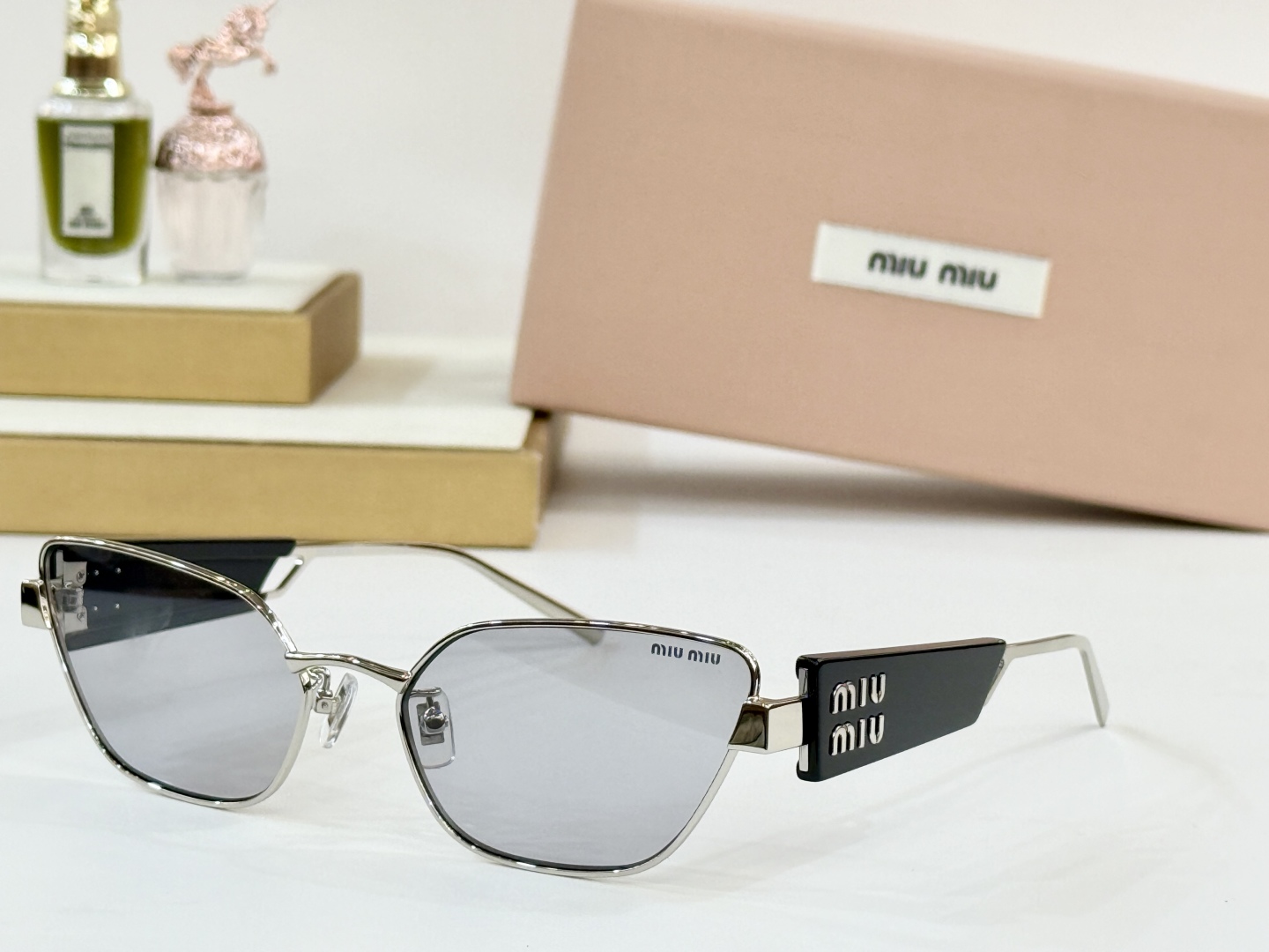   𝙈𝙄𝙐 𝙈𝙄𝙐
MOD：SMU65WS 
Size：58口19-145
