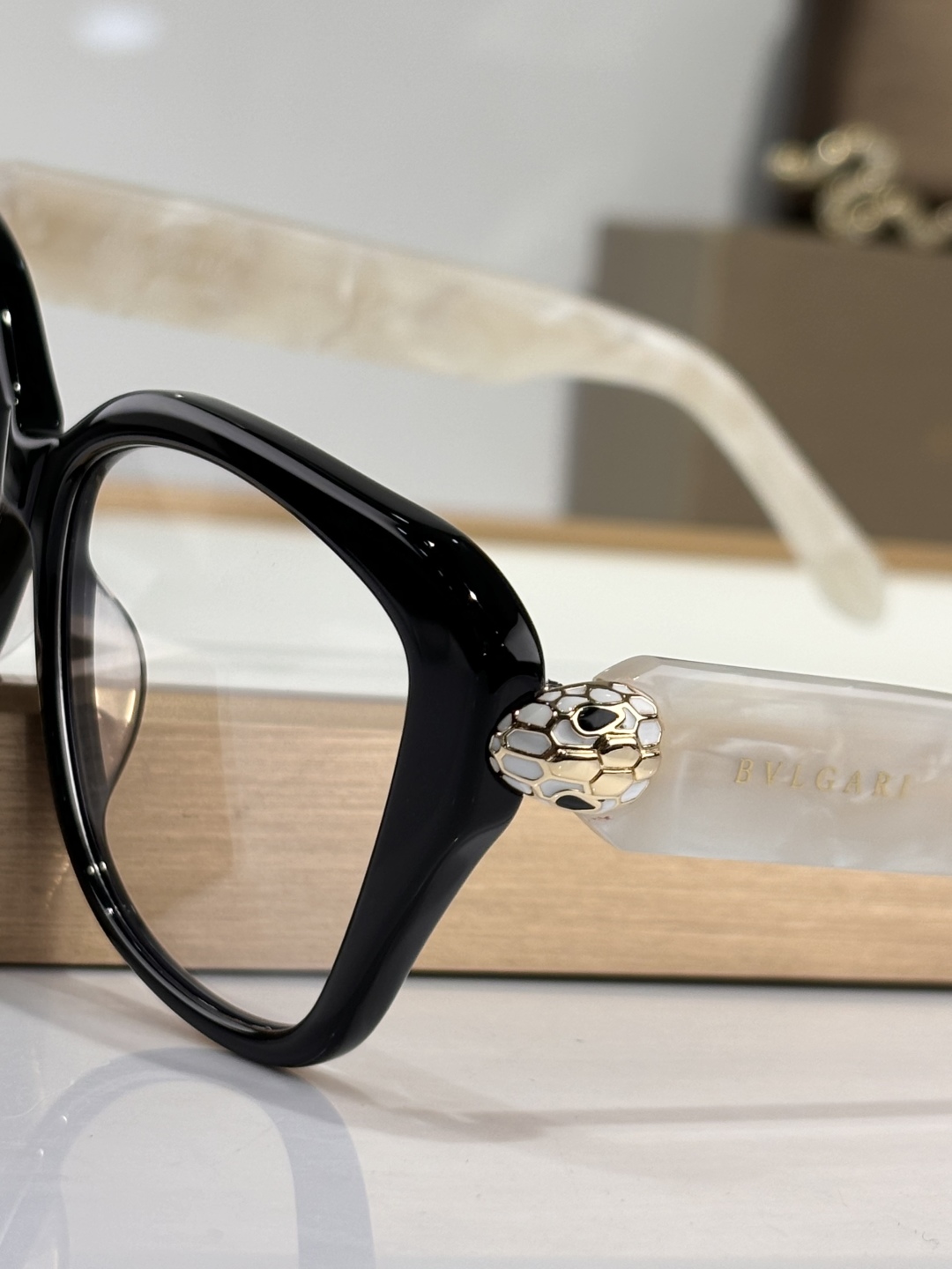  BVLGAR*
MODEL：BV50043i
SIZE：55口15-140