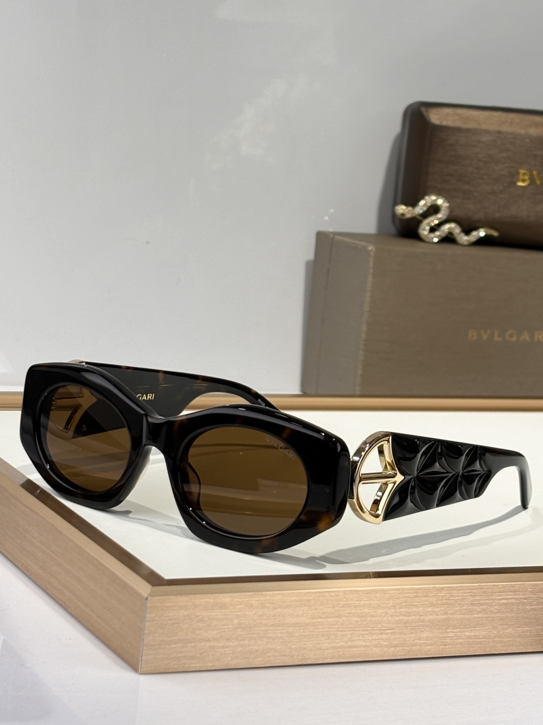  BVLGA*
MODEL：BV40049I
SIZE：51口22-145
