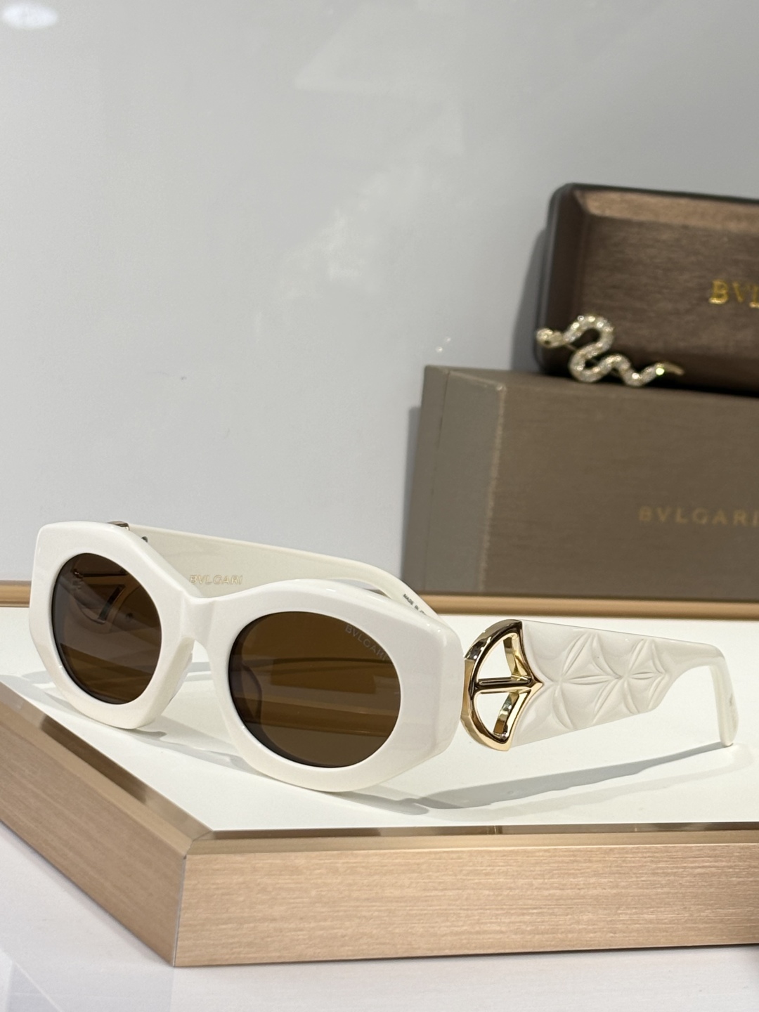  BVLGA*
MODEL：BV40049I
SIZE：51口22-145
